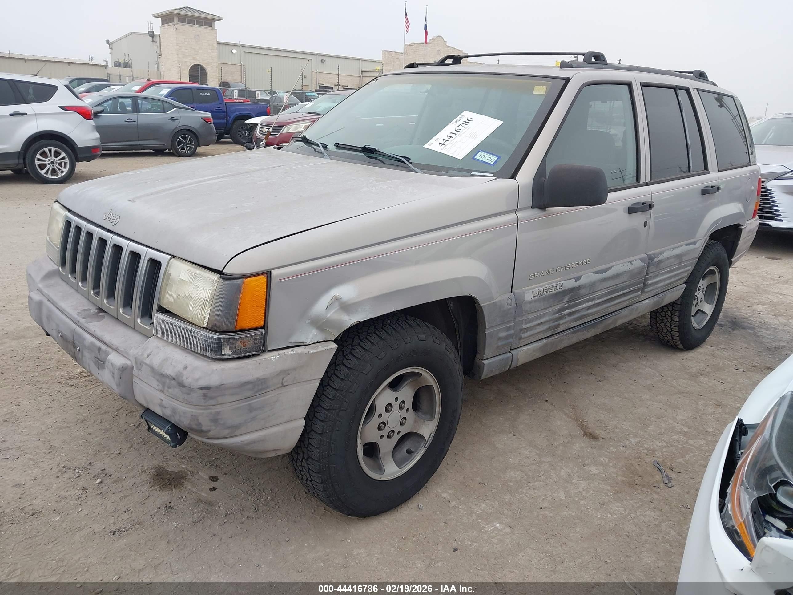 JEEP GRAND image 2