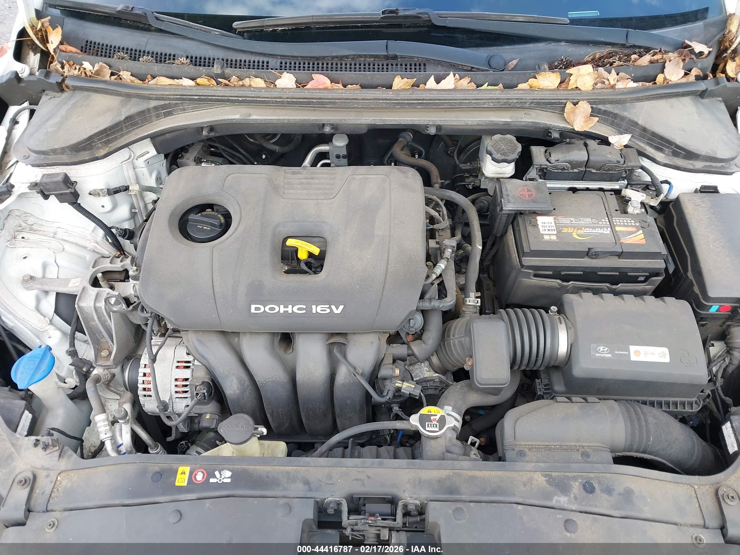 HYUNDAI ELANTRA image 10