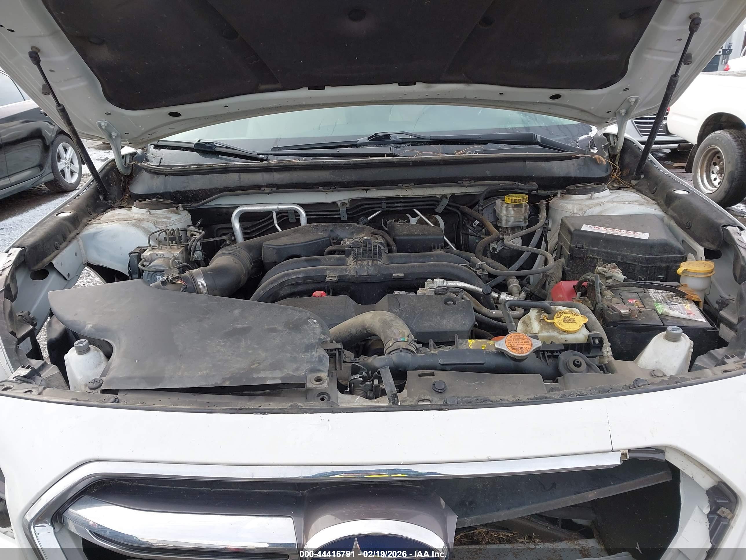 SUBARU OUTBACK image 10