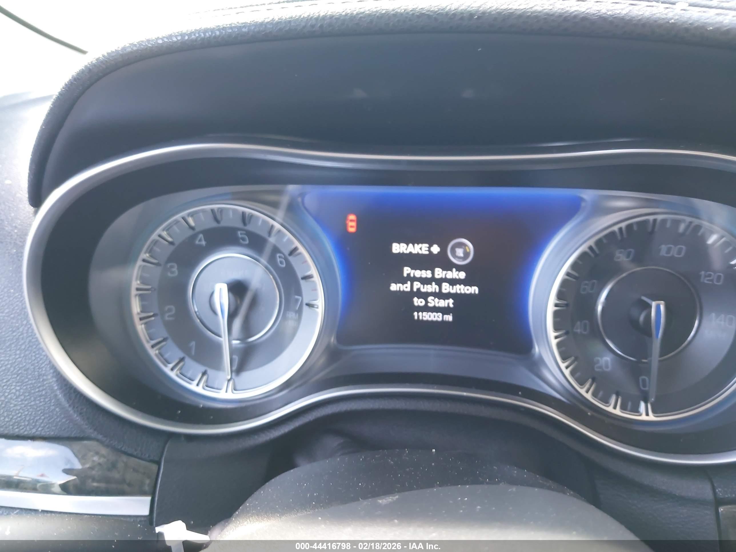 CHRYSLER 300 image 7
