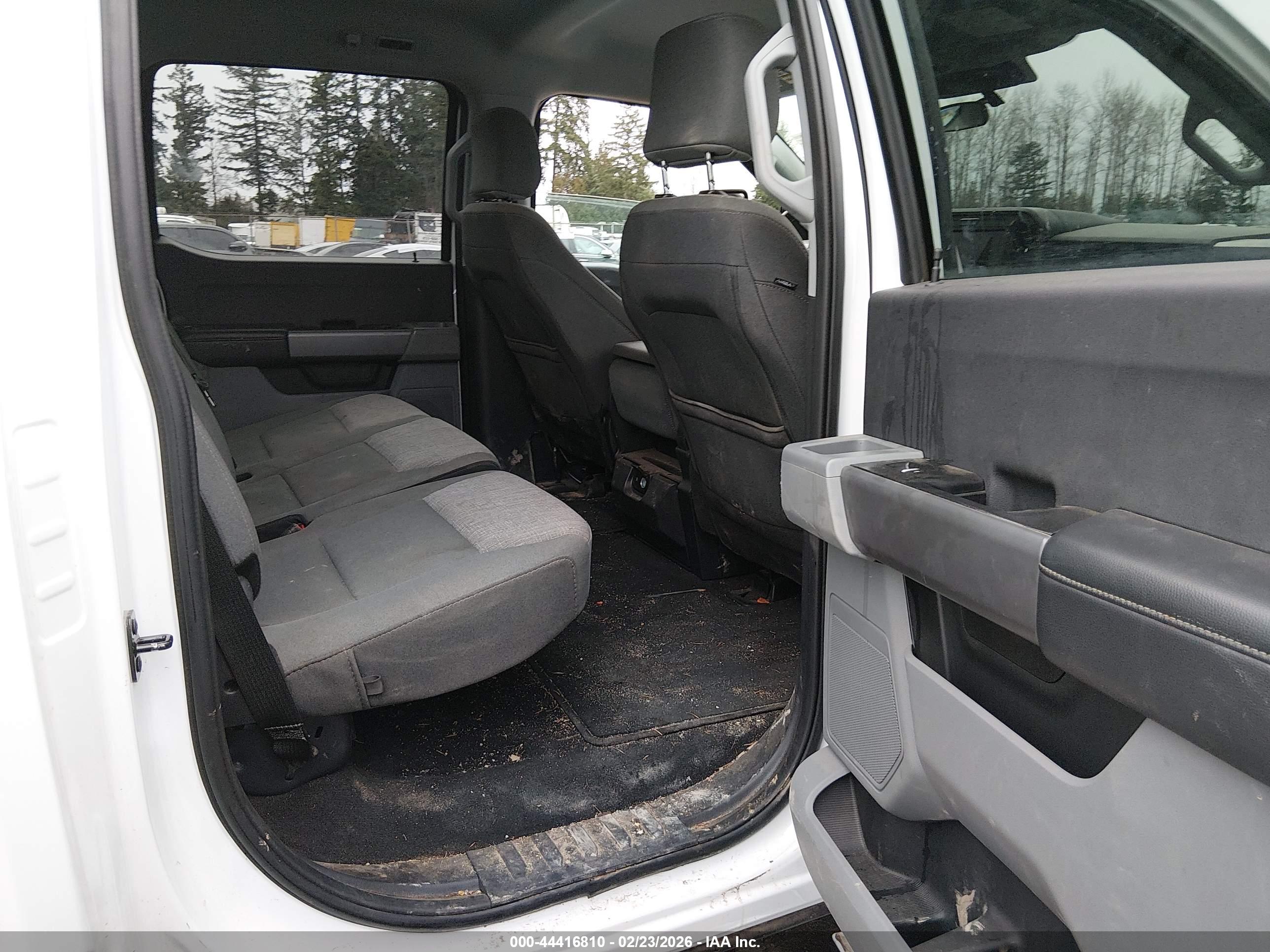 FORD F-250 image 8