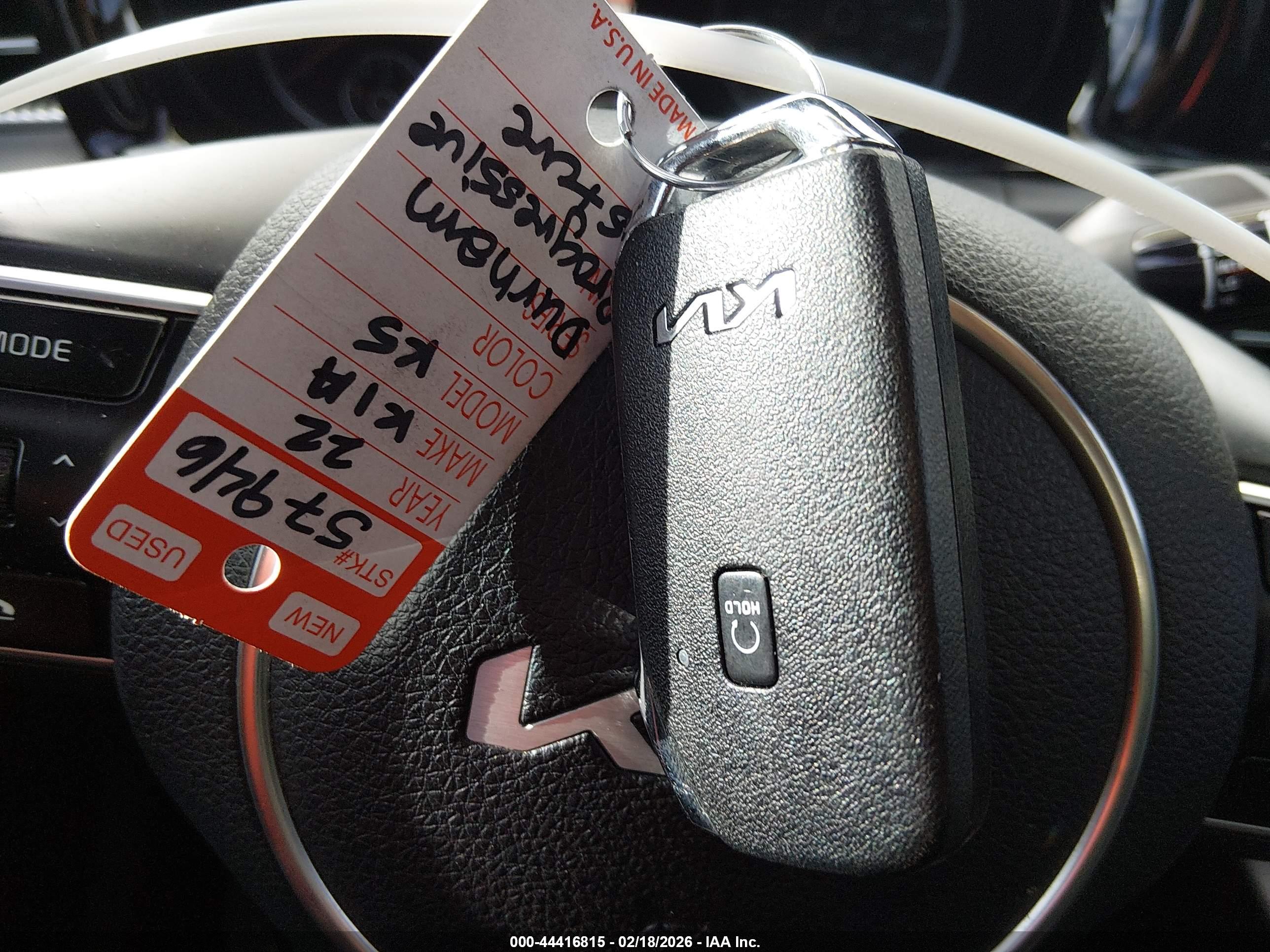 KIA K5 image 11