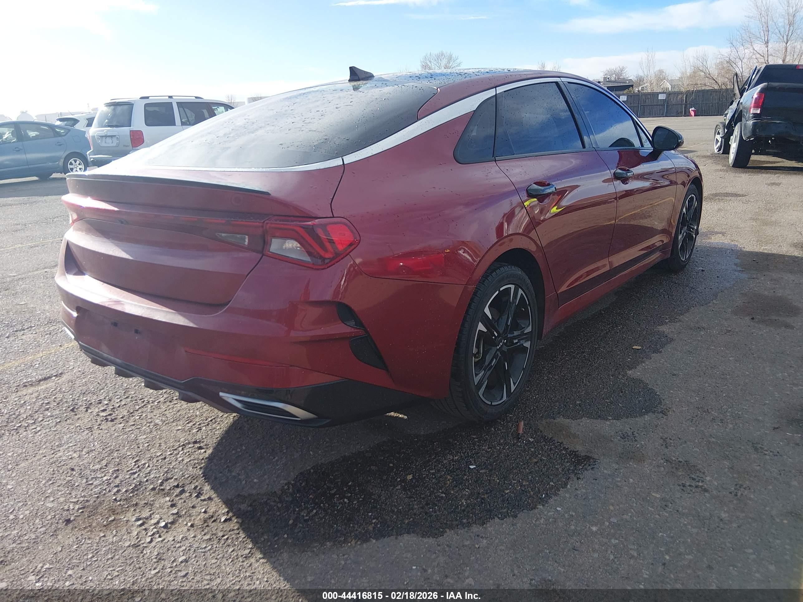 KIA K5 image 4
