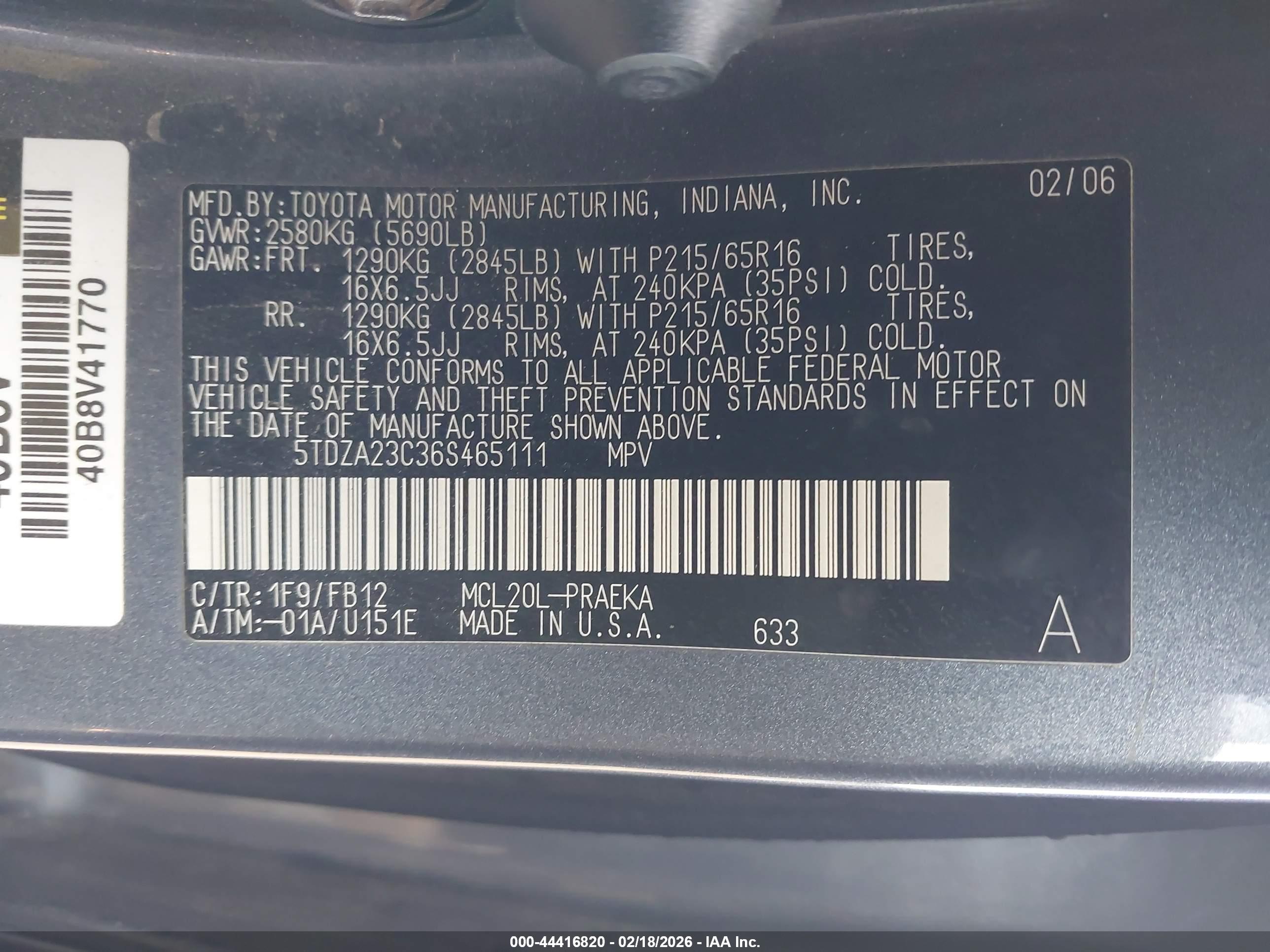 TOYOTA SIENNA image 9