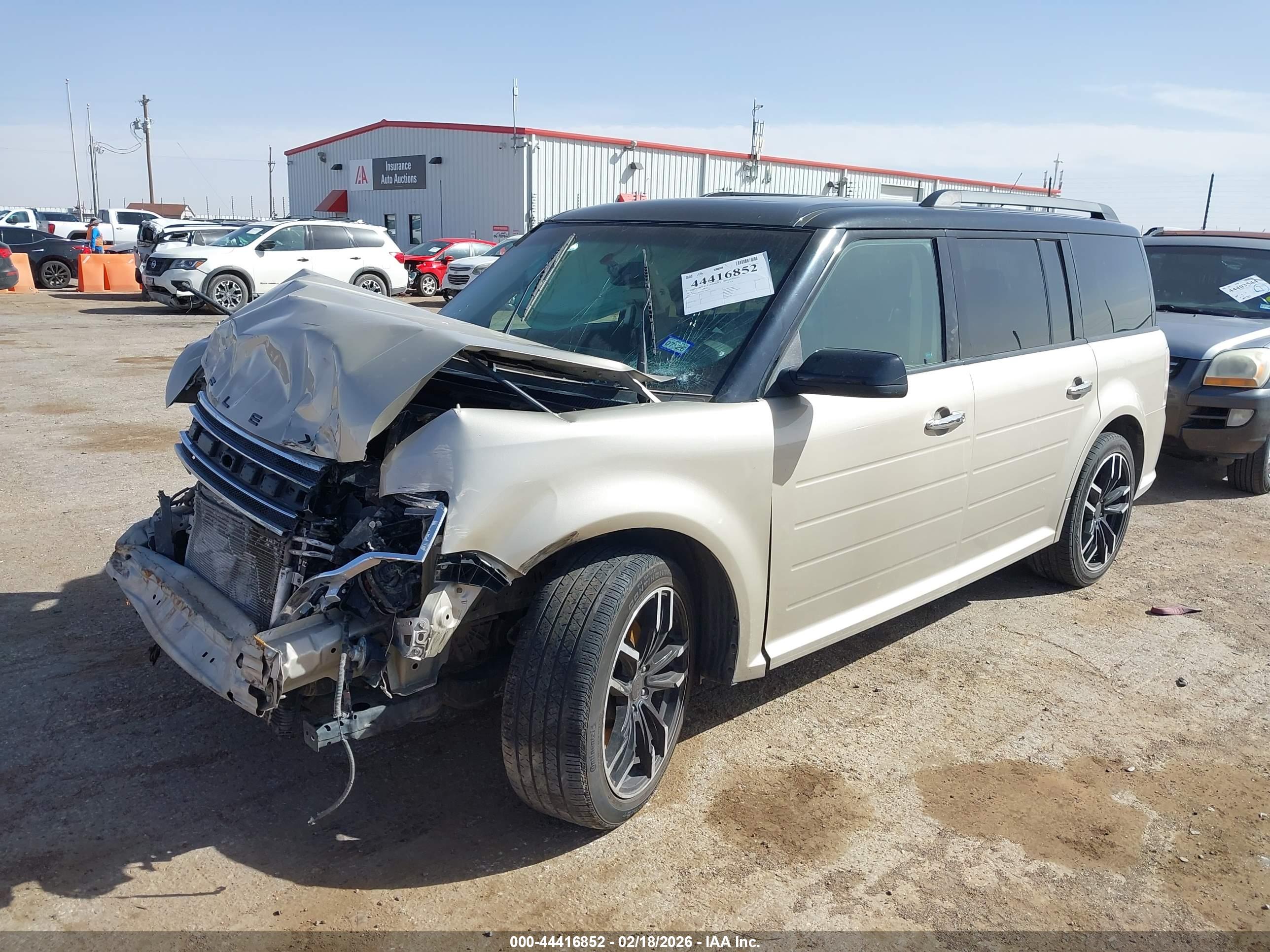 FORD FLEX image 2