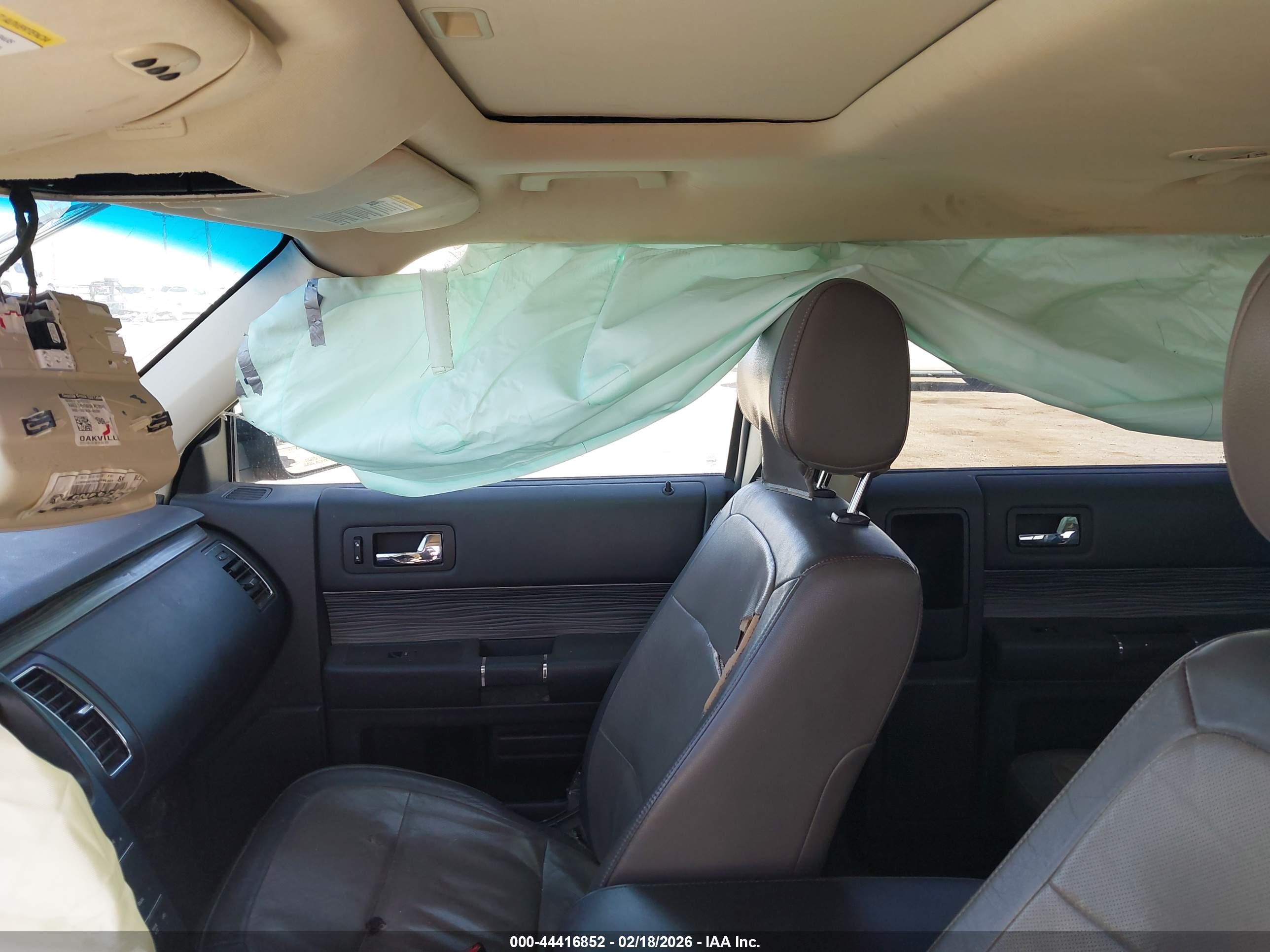 FORD FLEX image 5