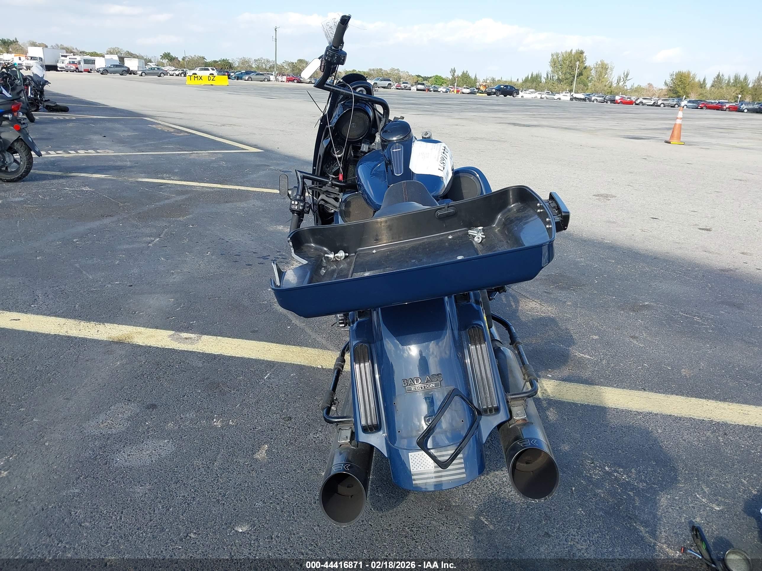 HARLEY-DAVIDSON FLHXS image 6