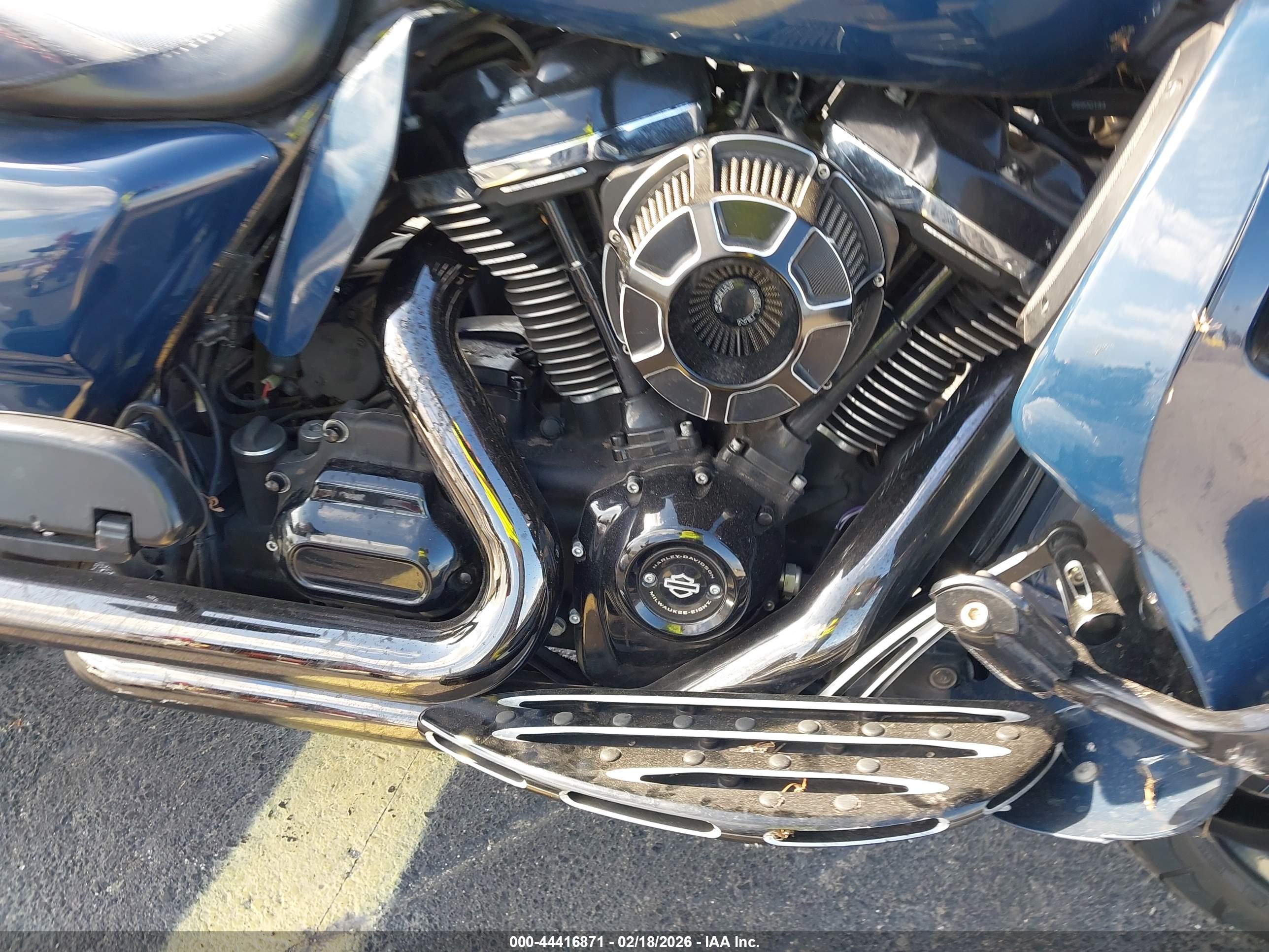 HARLEY-DAVIDSON FLHXS image 8