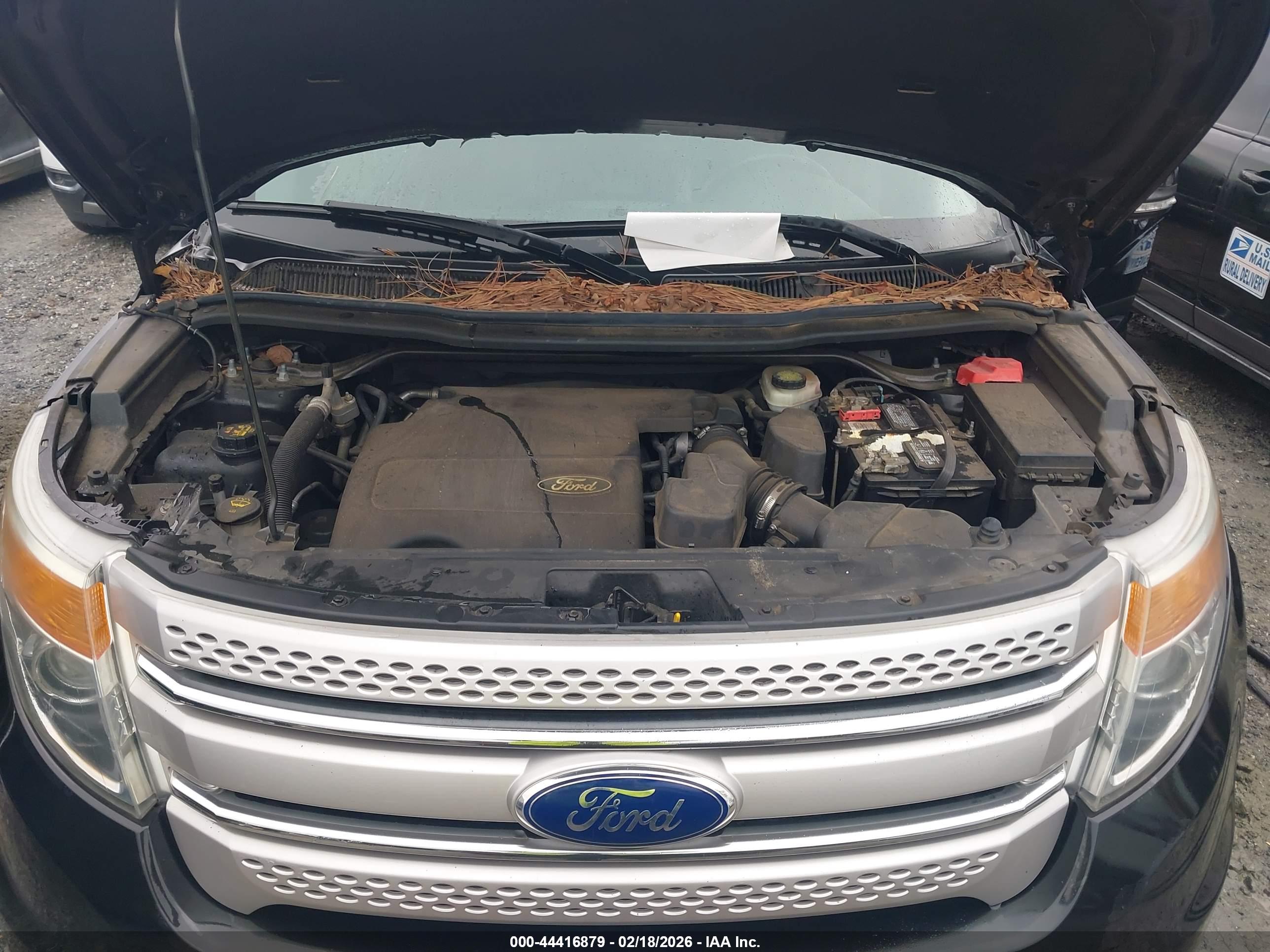 FORD EXPLORER image 10