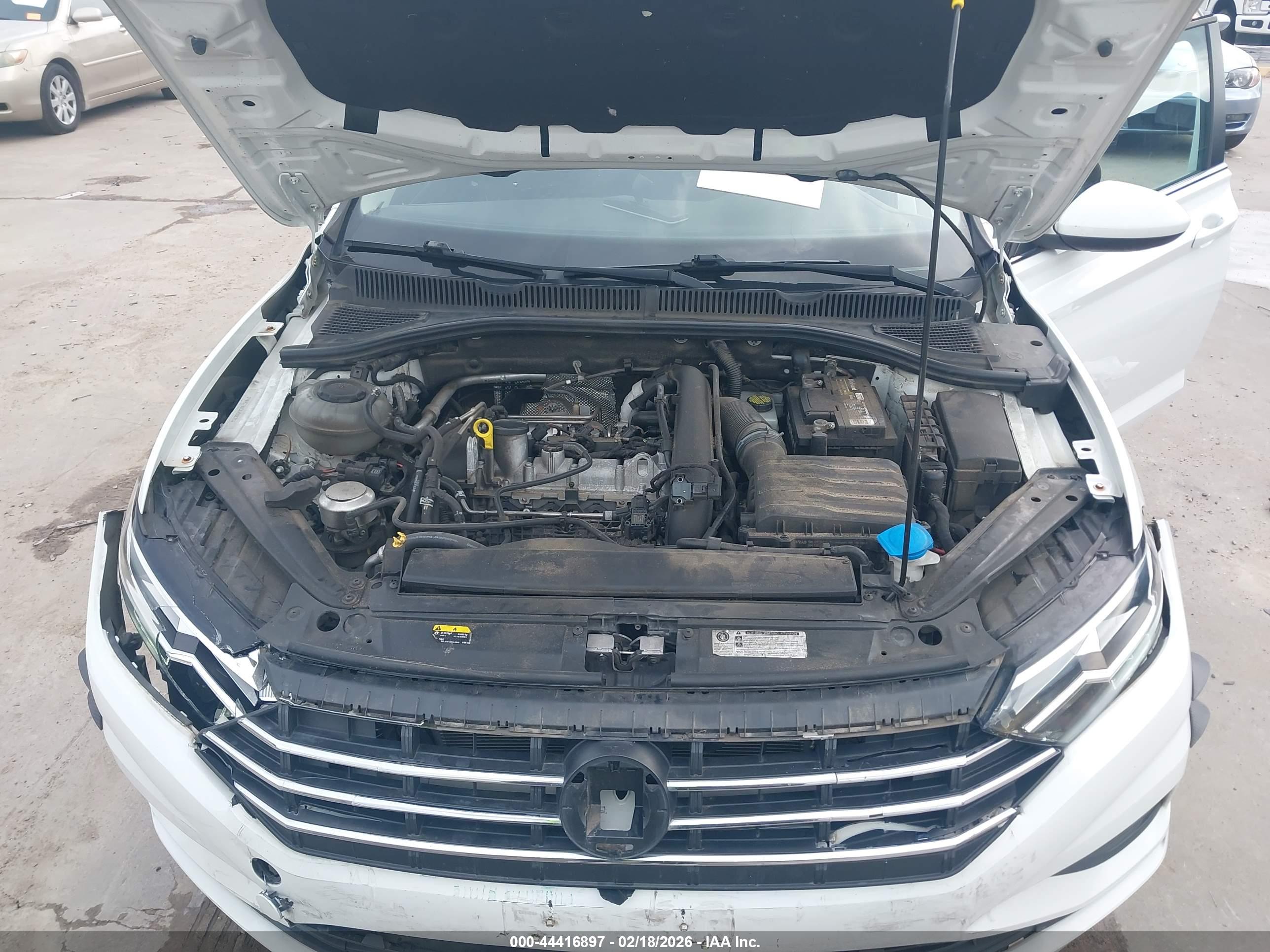VOLKSWAGEN JETTA image 10