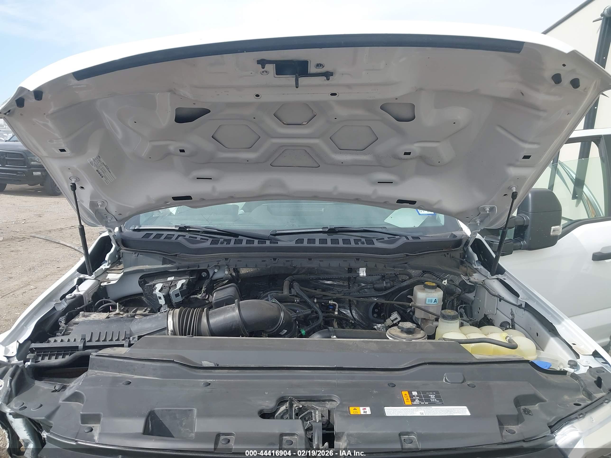FORD F-250 image 10