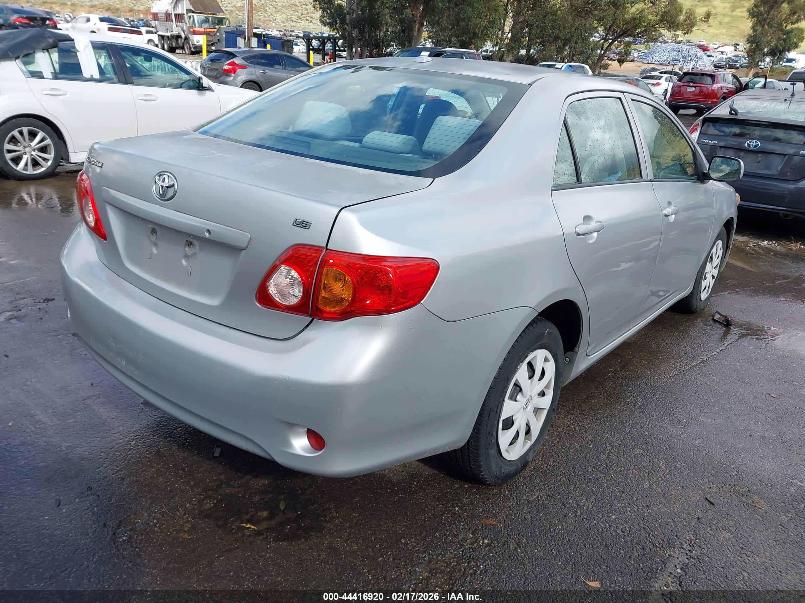 TOYOTA COROLLA image 4