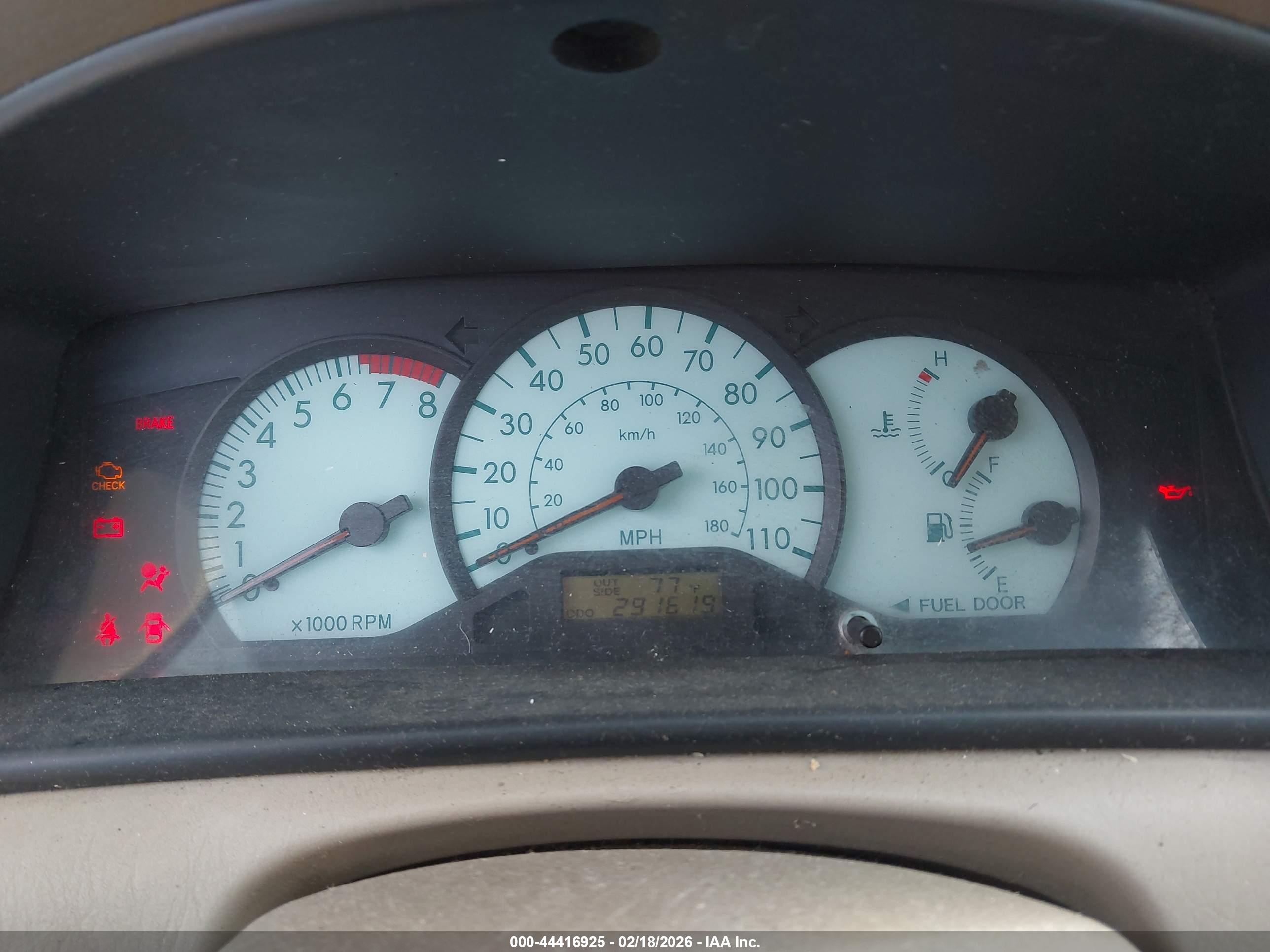 TOYOTA COROLLA image 7