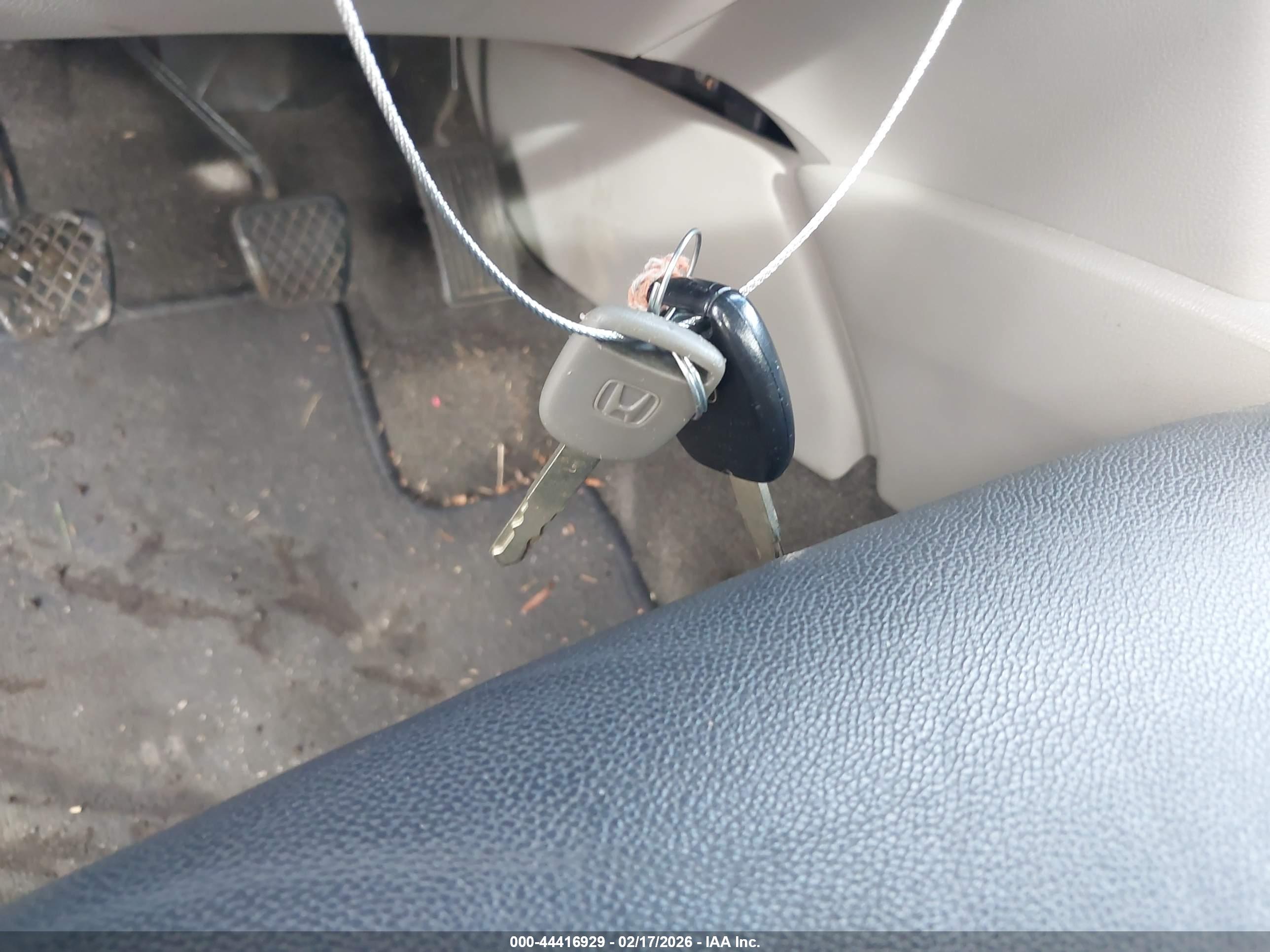 HONDA ACCORD image 11
