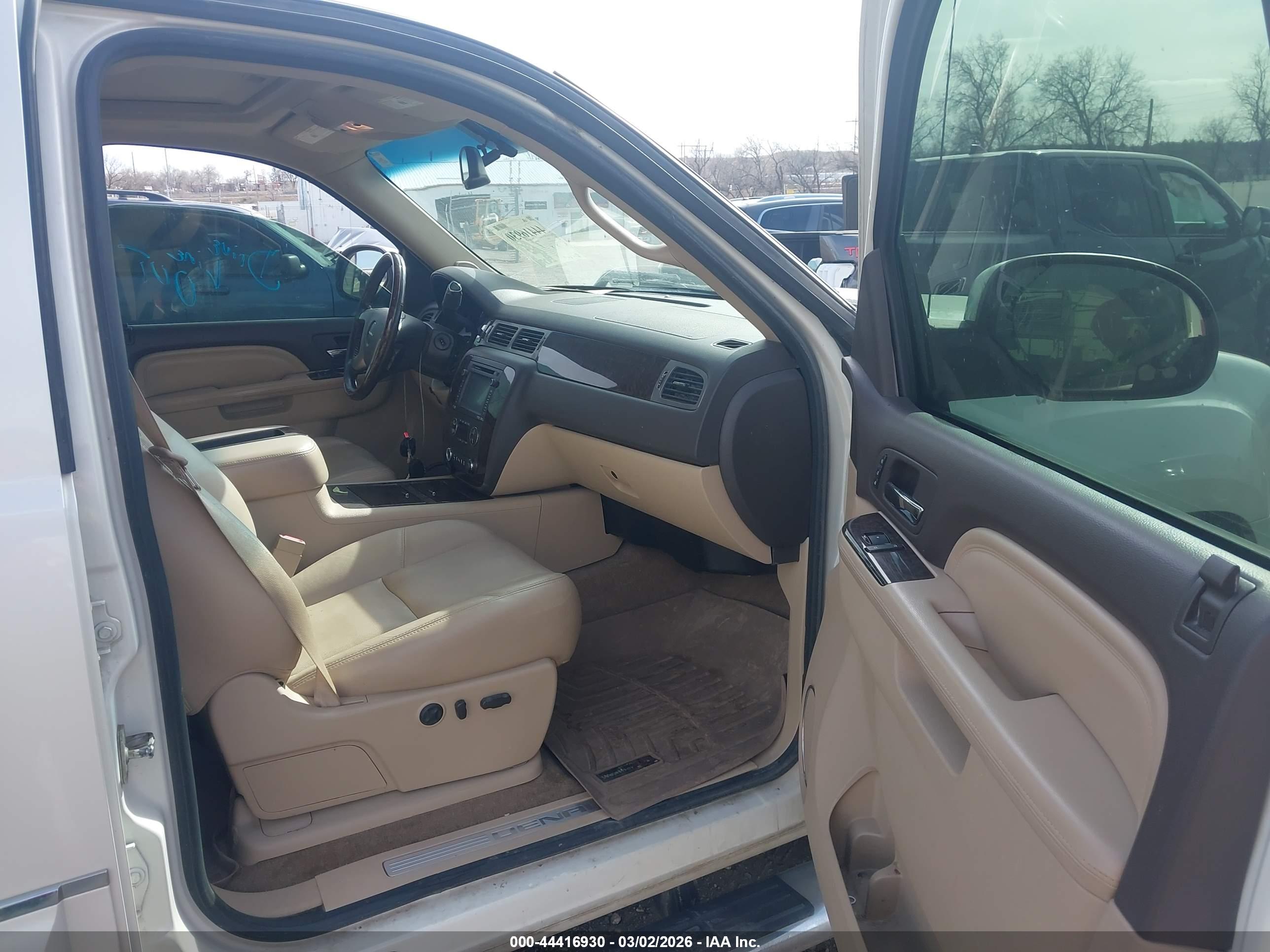 GMC SIERRA image 5