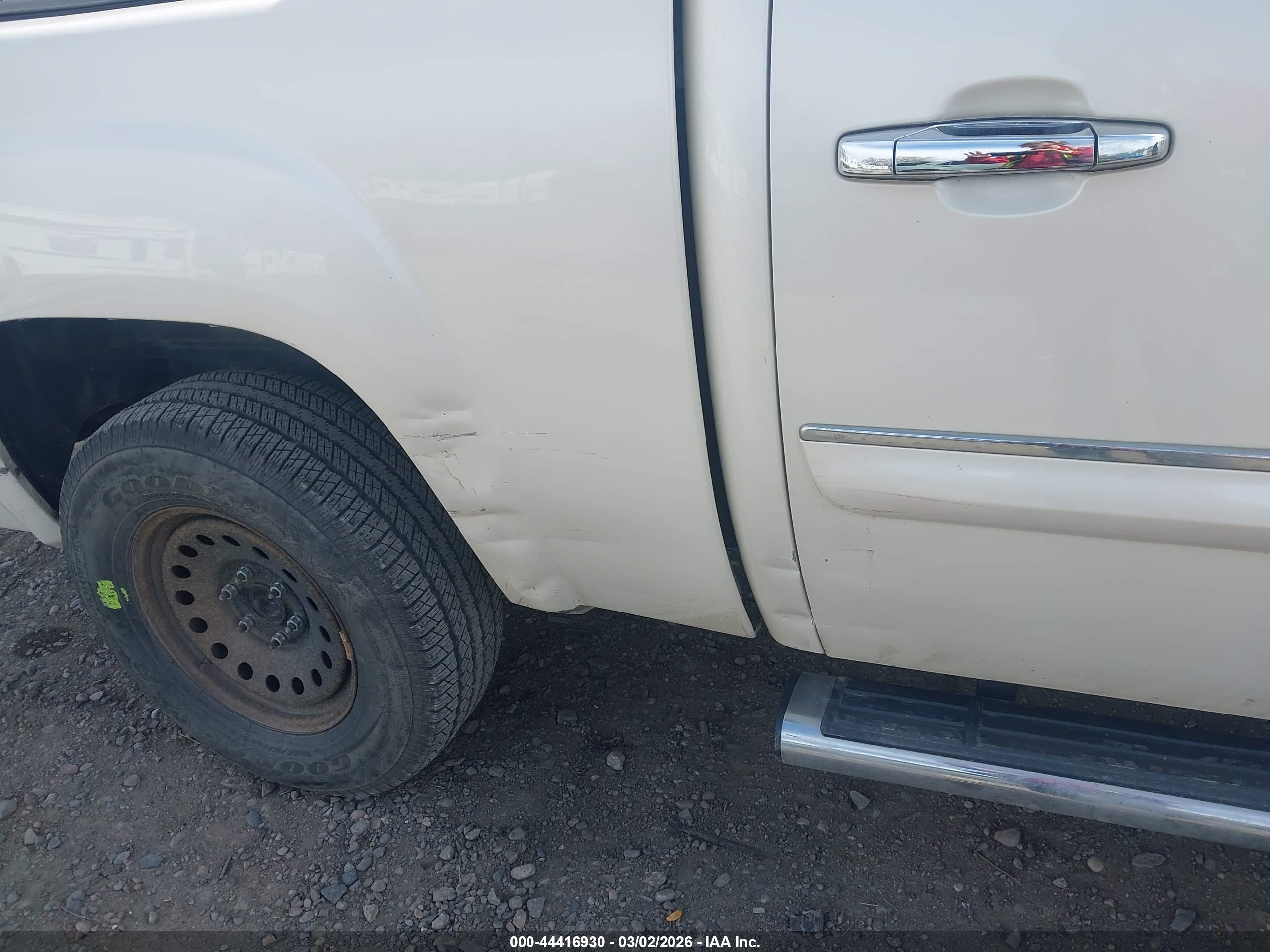 GMC SIERRA image 6