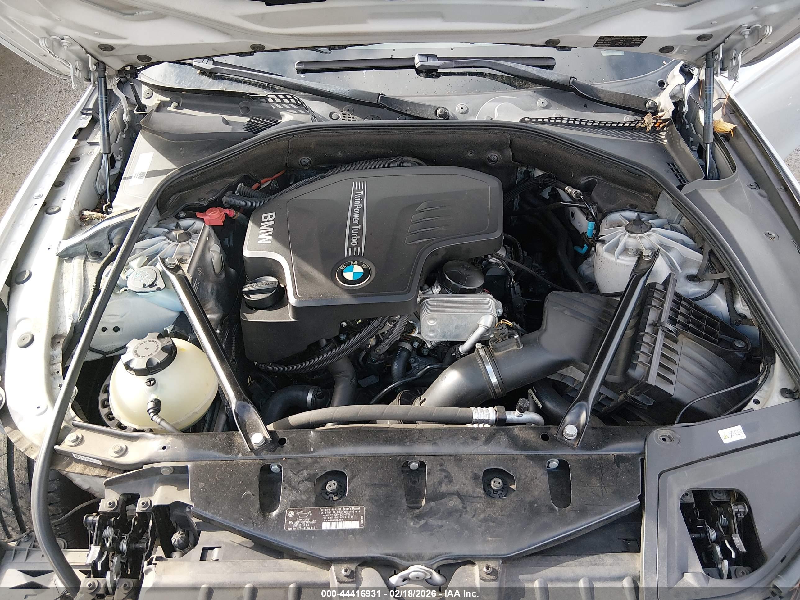 BMW 528I image 10