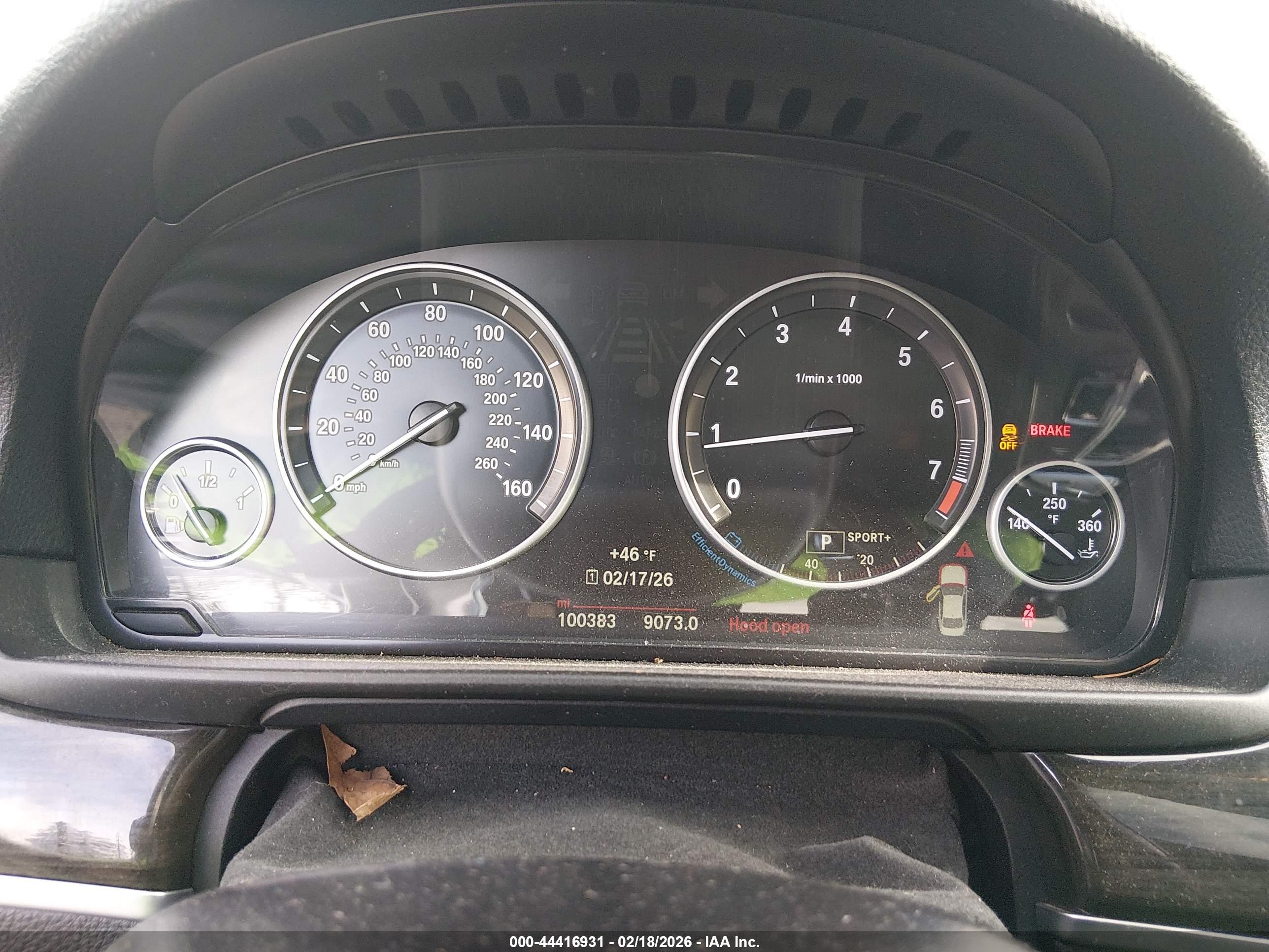 BMW 528I image 7