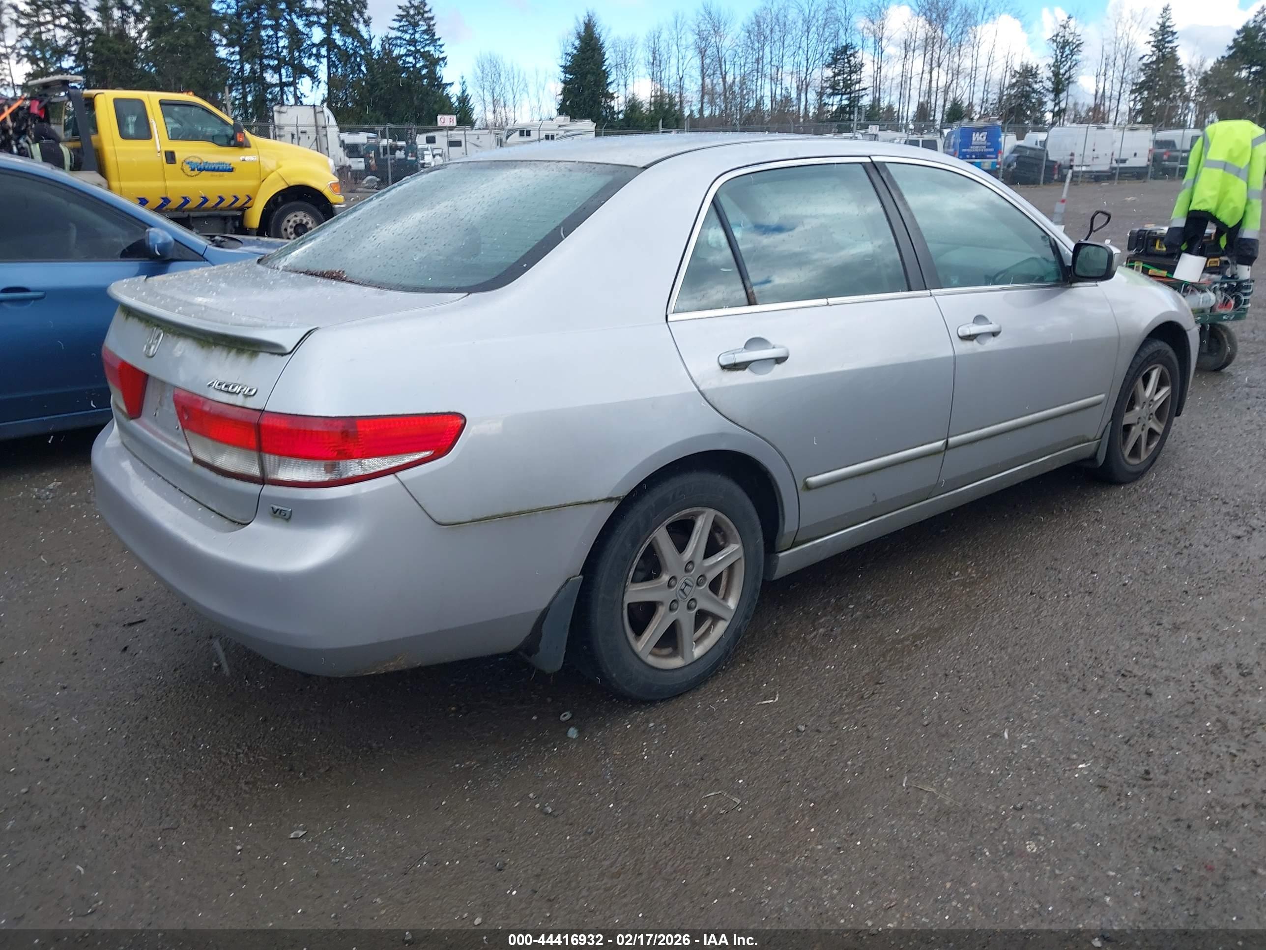 HONDA ACCORD image 4