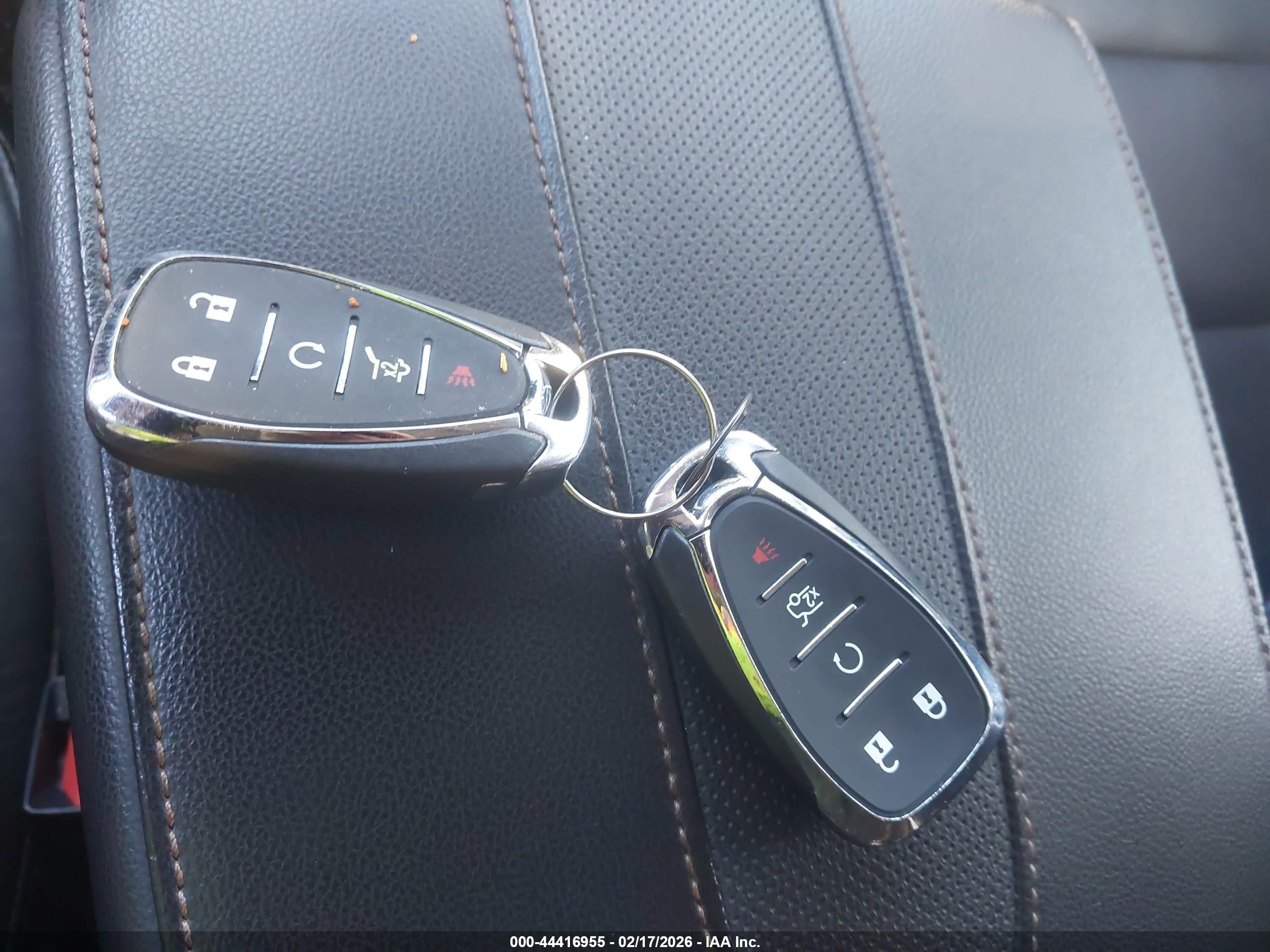 CHEVROLET TRAVERSE image 11