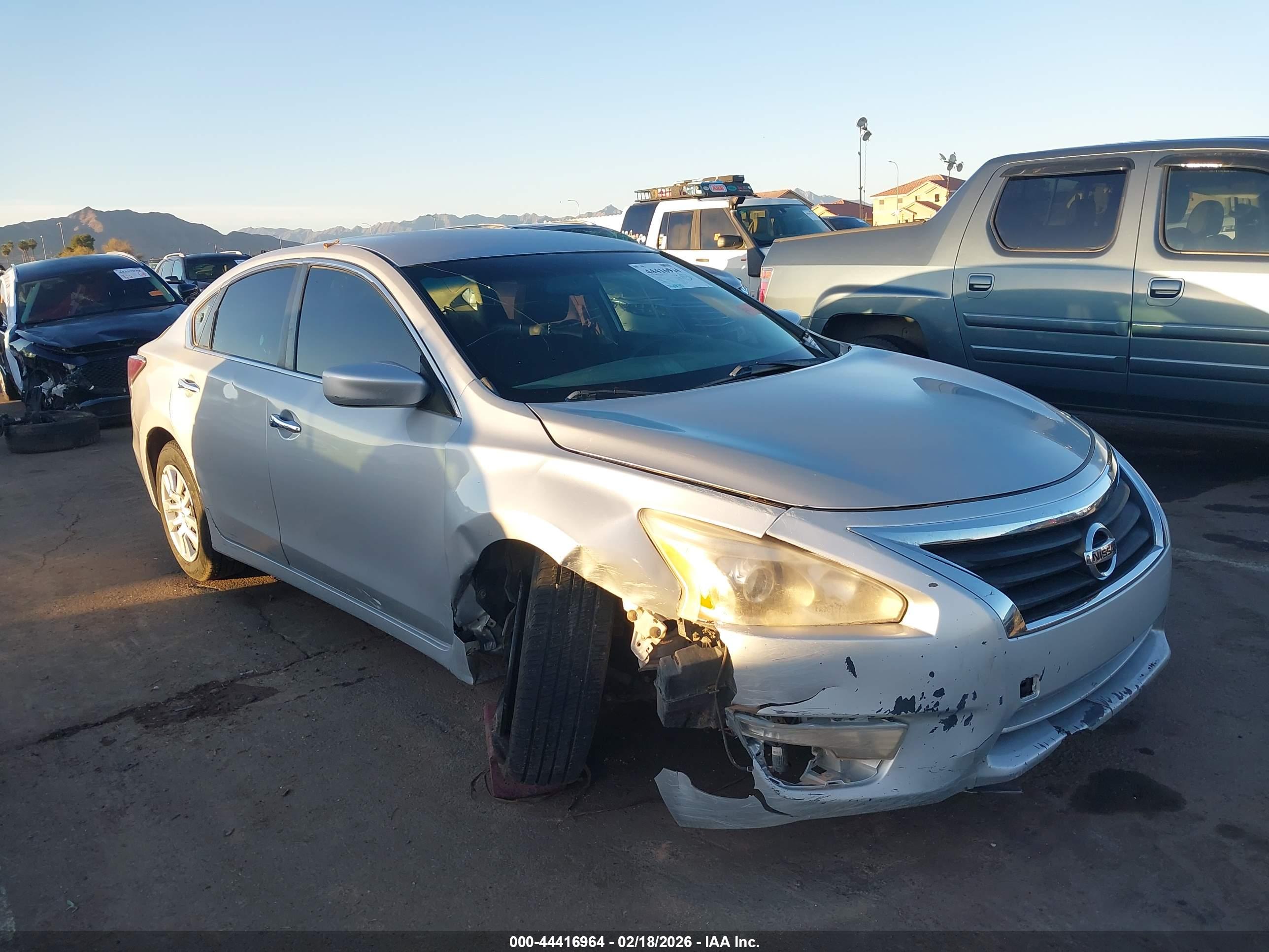 NISSAN ALTIMA image 6