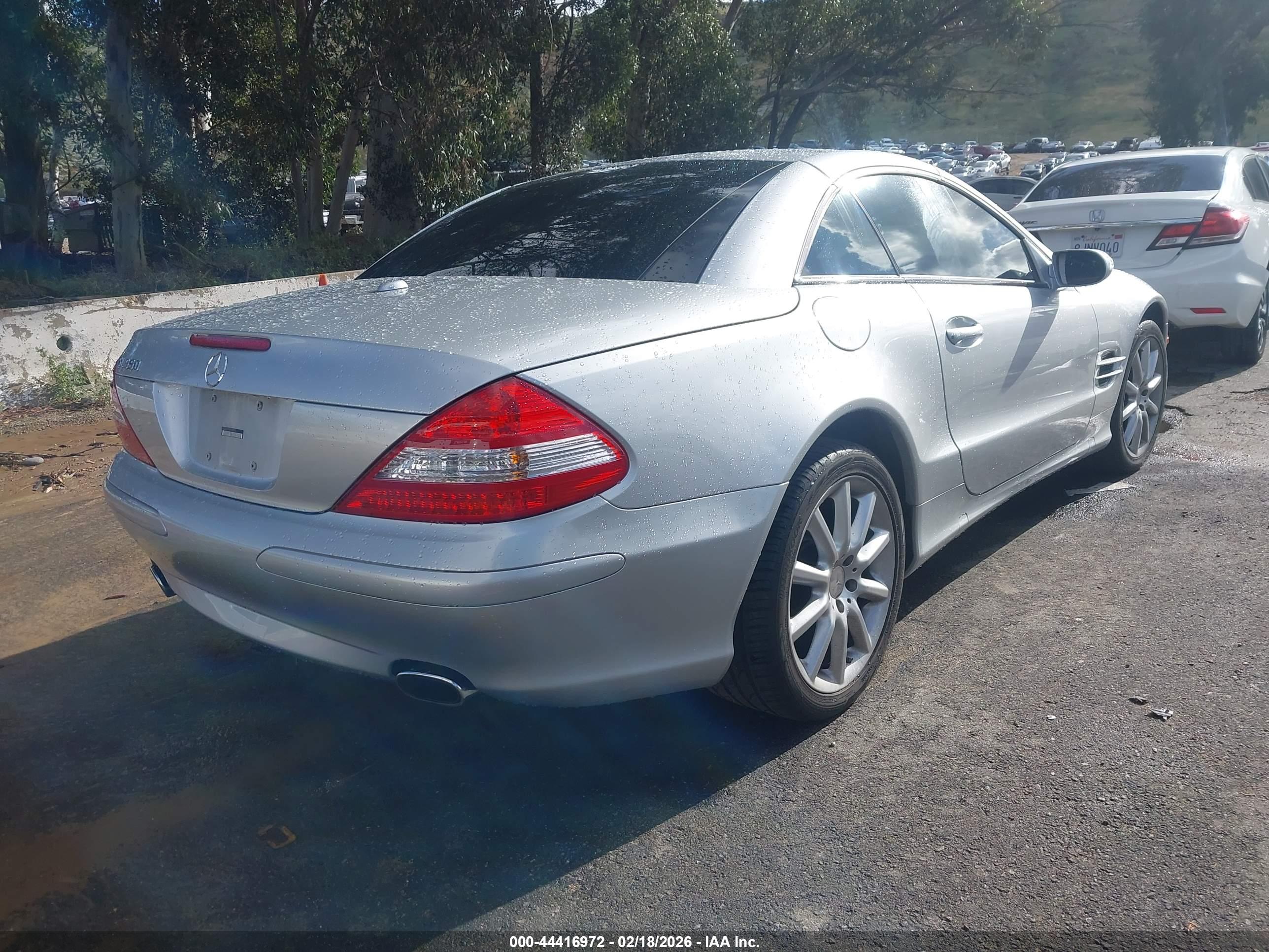 MERCEDES-BENZ SL image 4