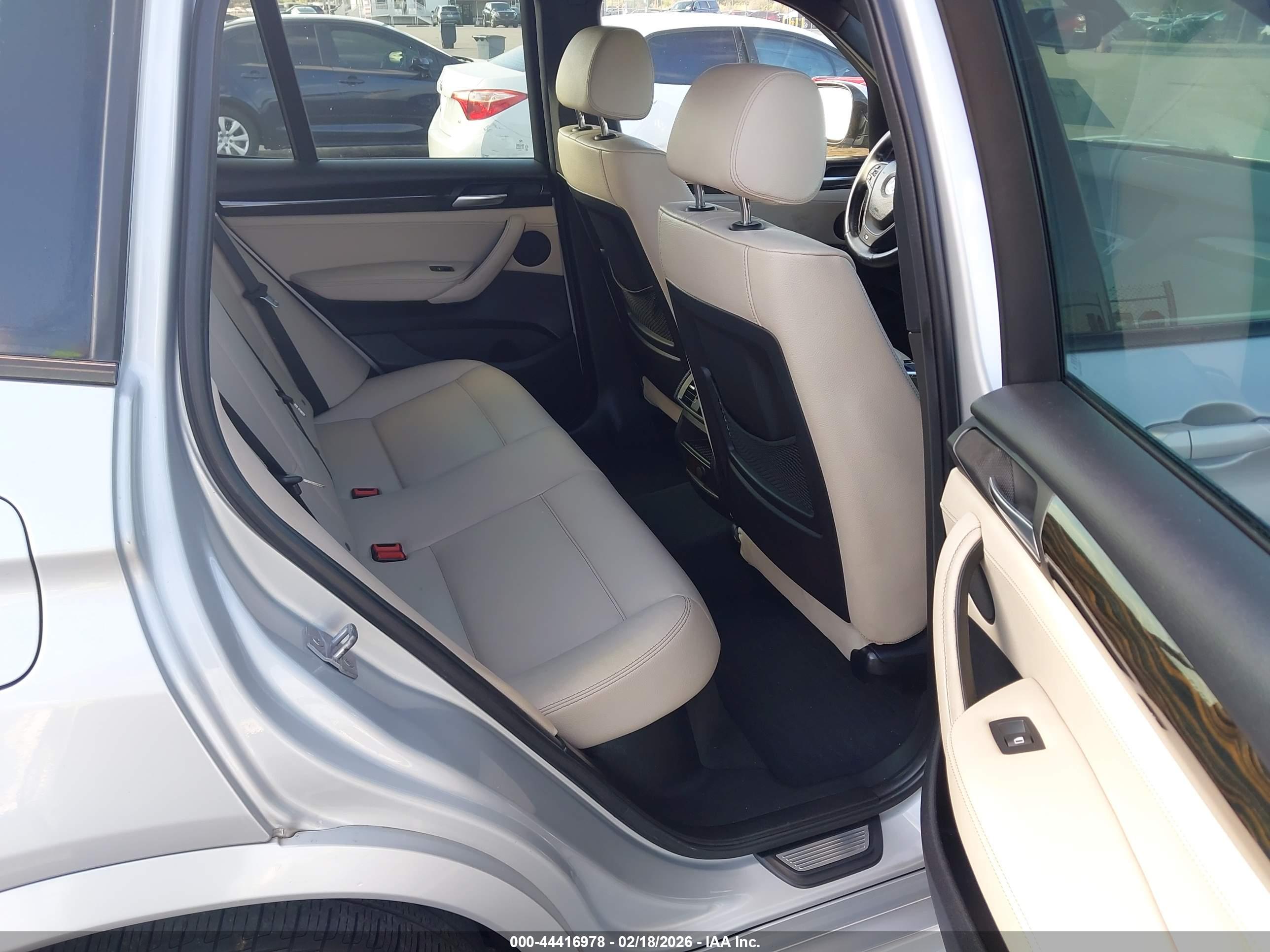 BMW X3 image 8