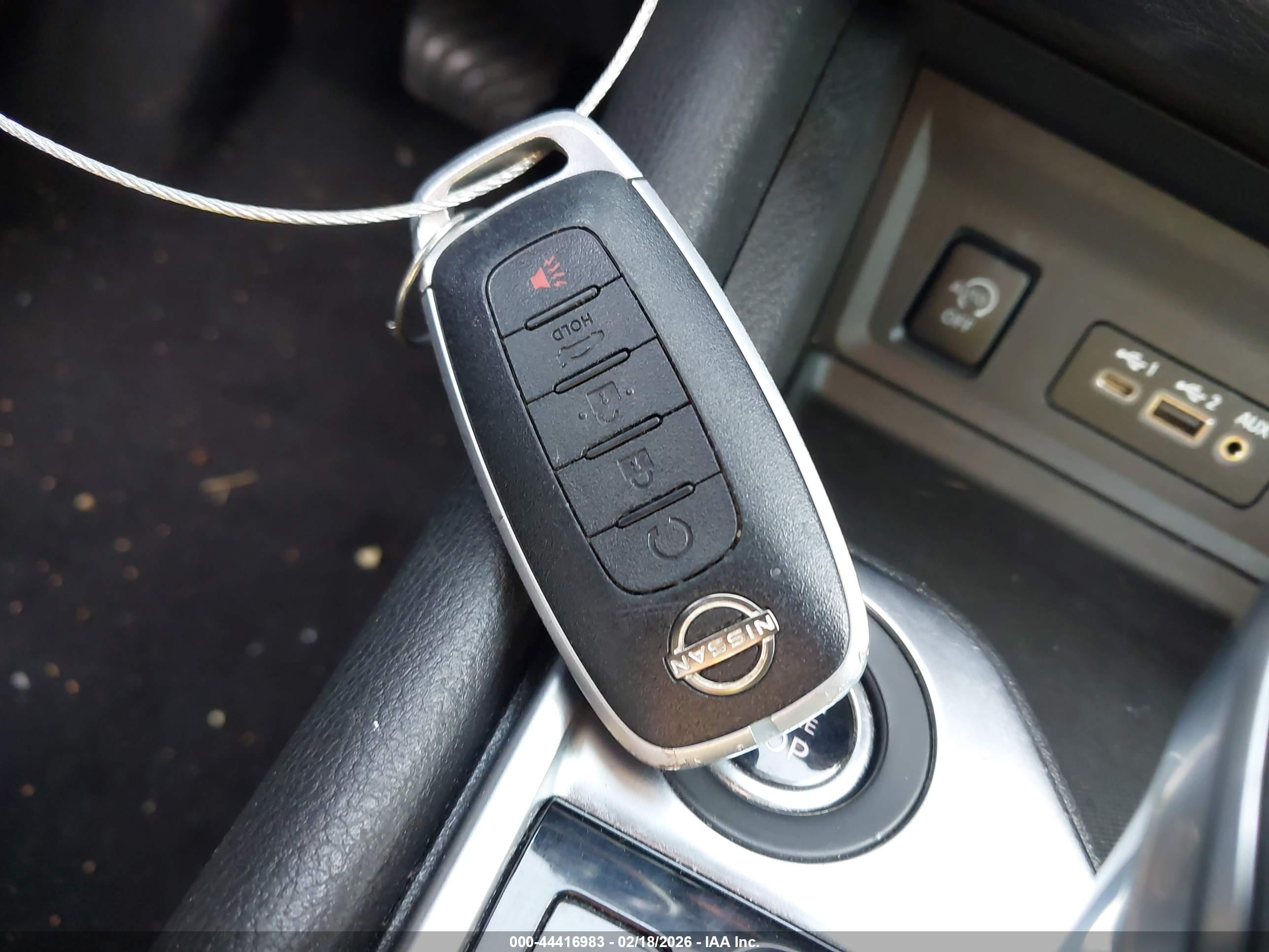 NISSAN SENTRA image 11