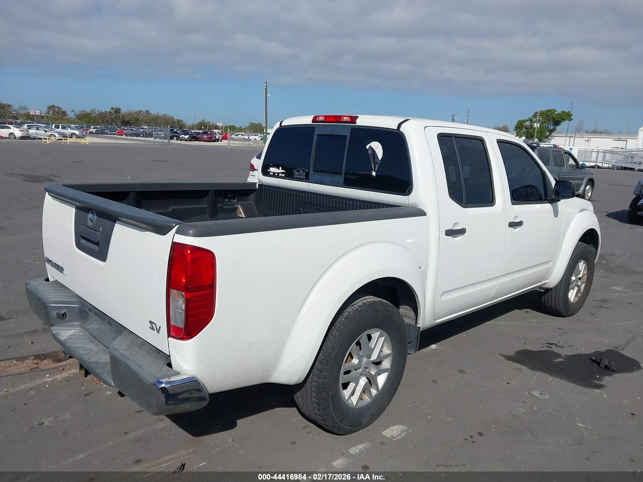NISSAN FRONTIER image 4