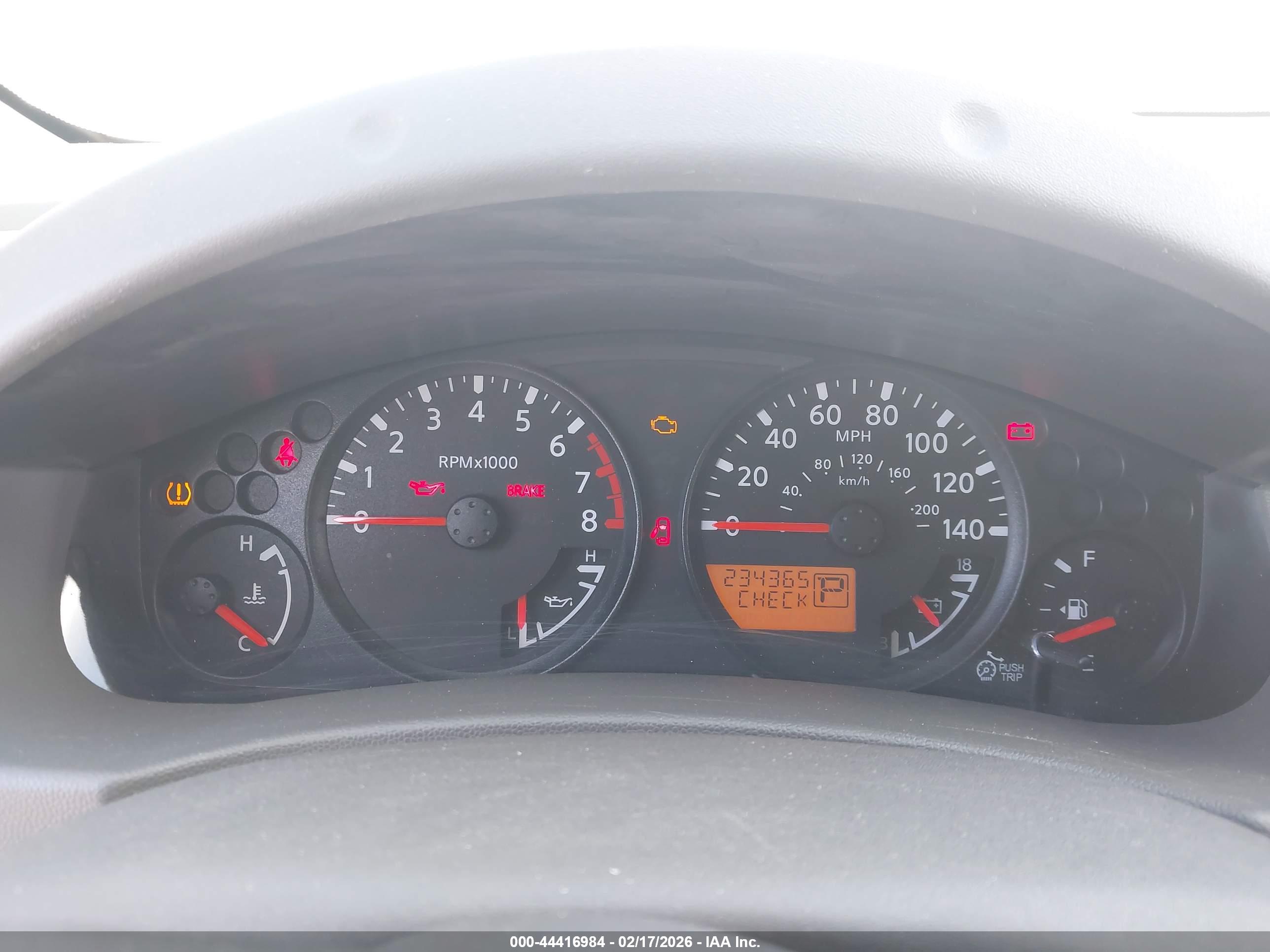 NISSAN FRONTIER image 7