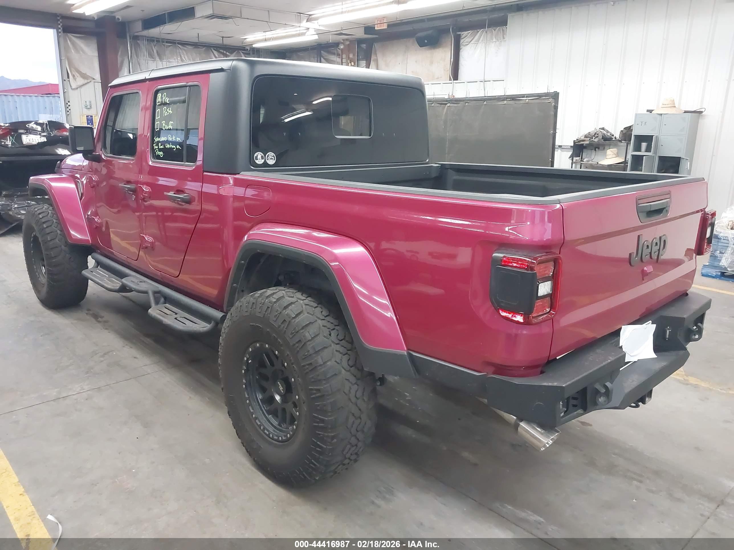 JEEP GLADIATOR image 3