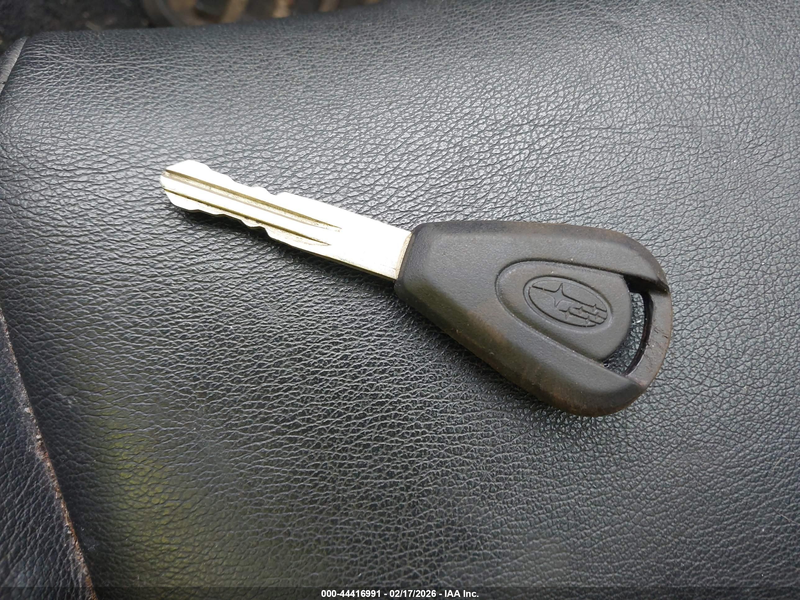 SUBARU OUTBACK image 11