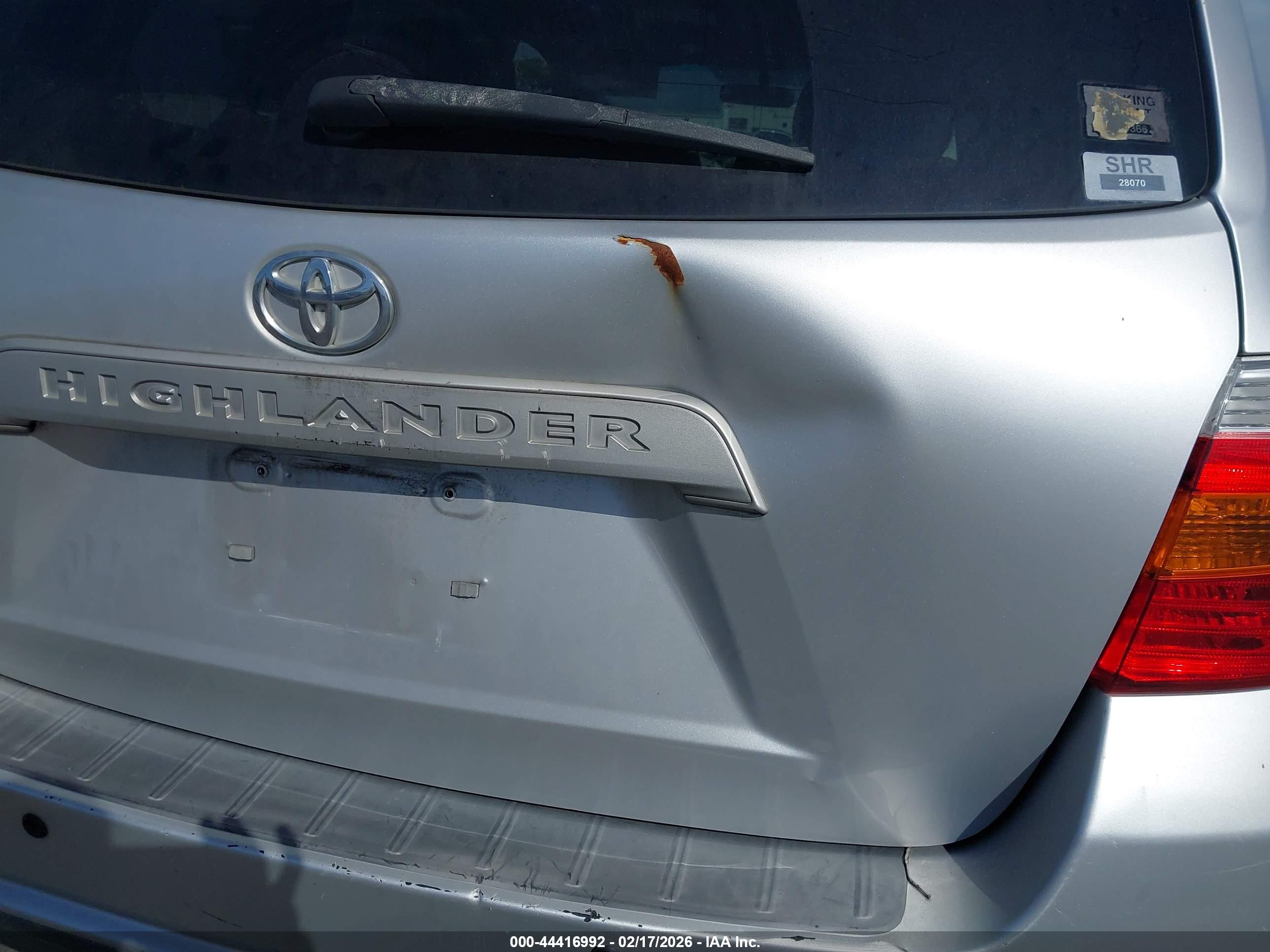 TOYOTA HIGHLANDER image 6