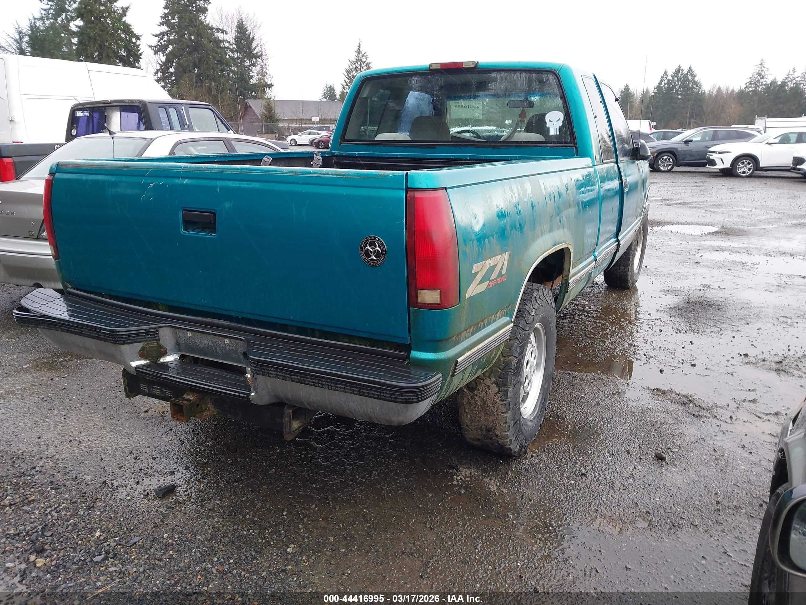 CHEVROLET GMT-400 image 4