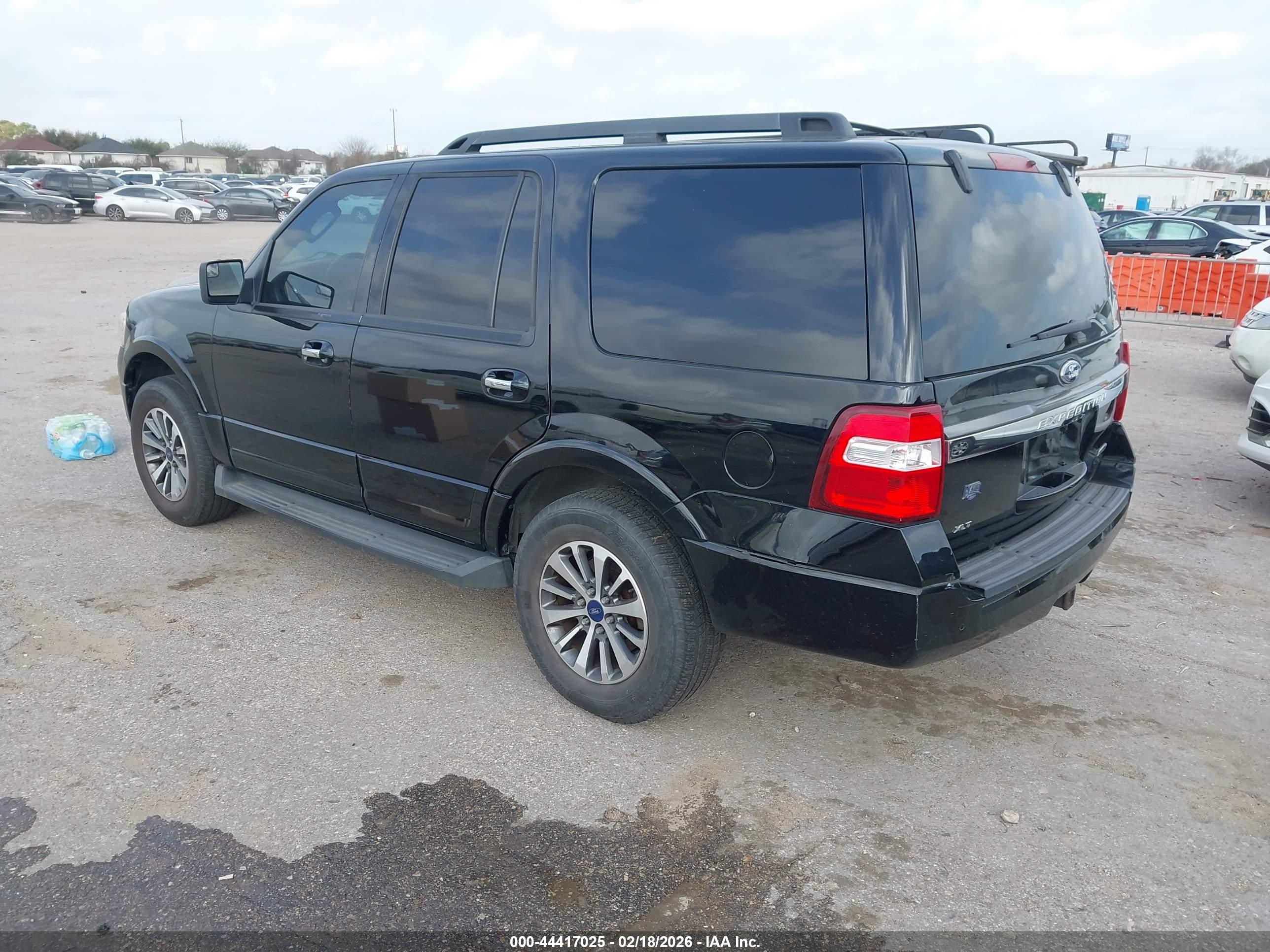 FORD EXPEDITION image 3