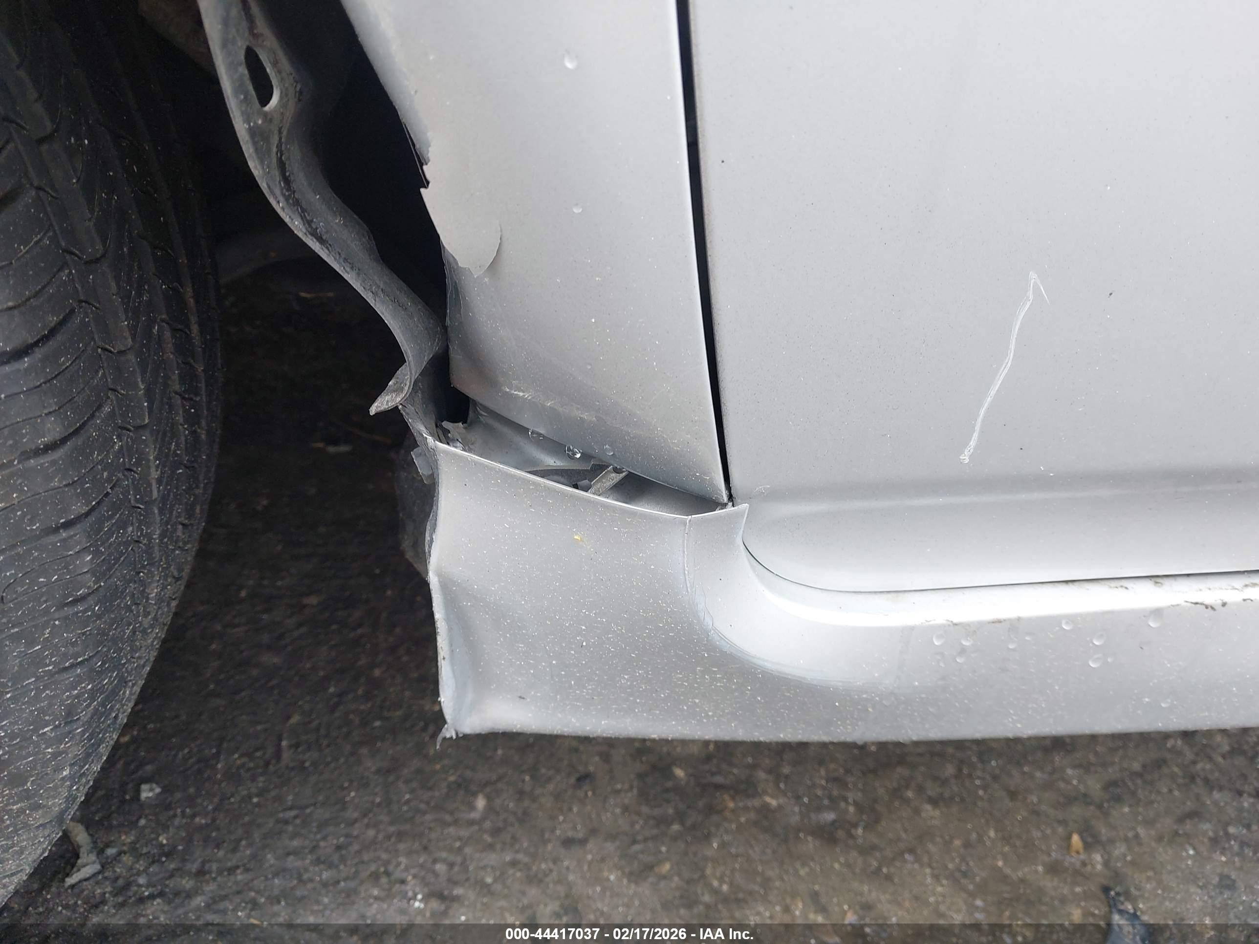 TOYOTA PRIUS image 6