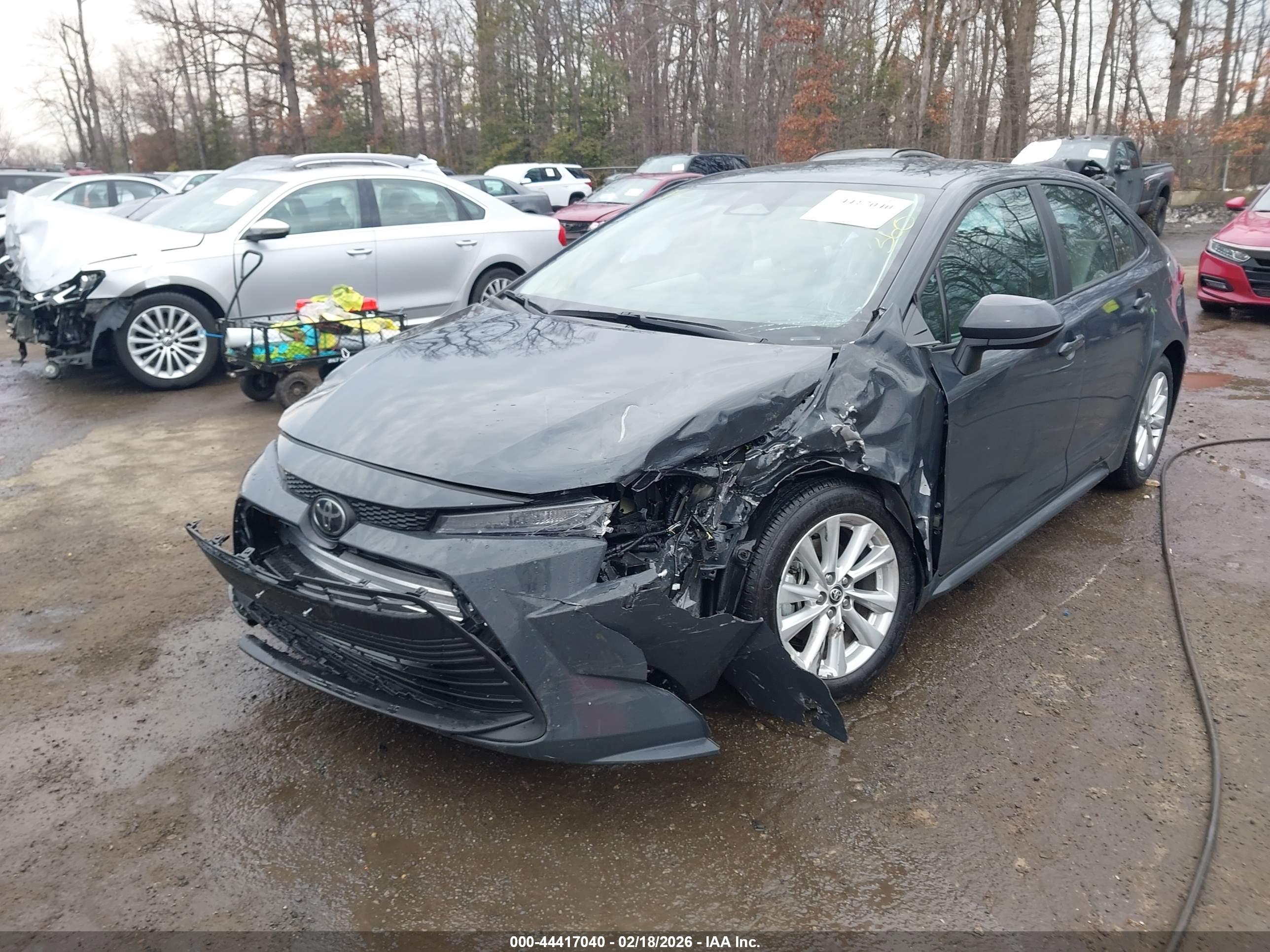 TOYOTA COROLLA image 2