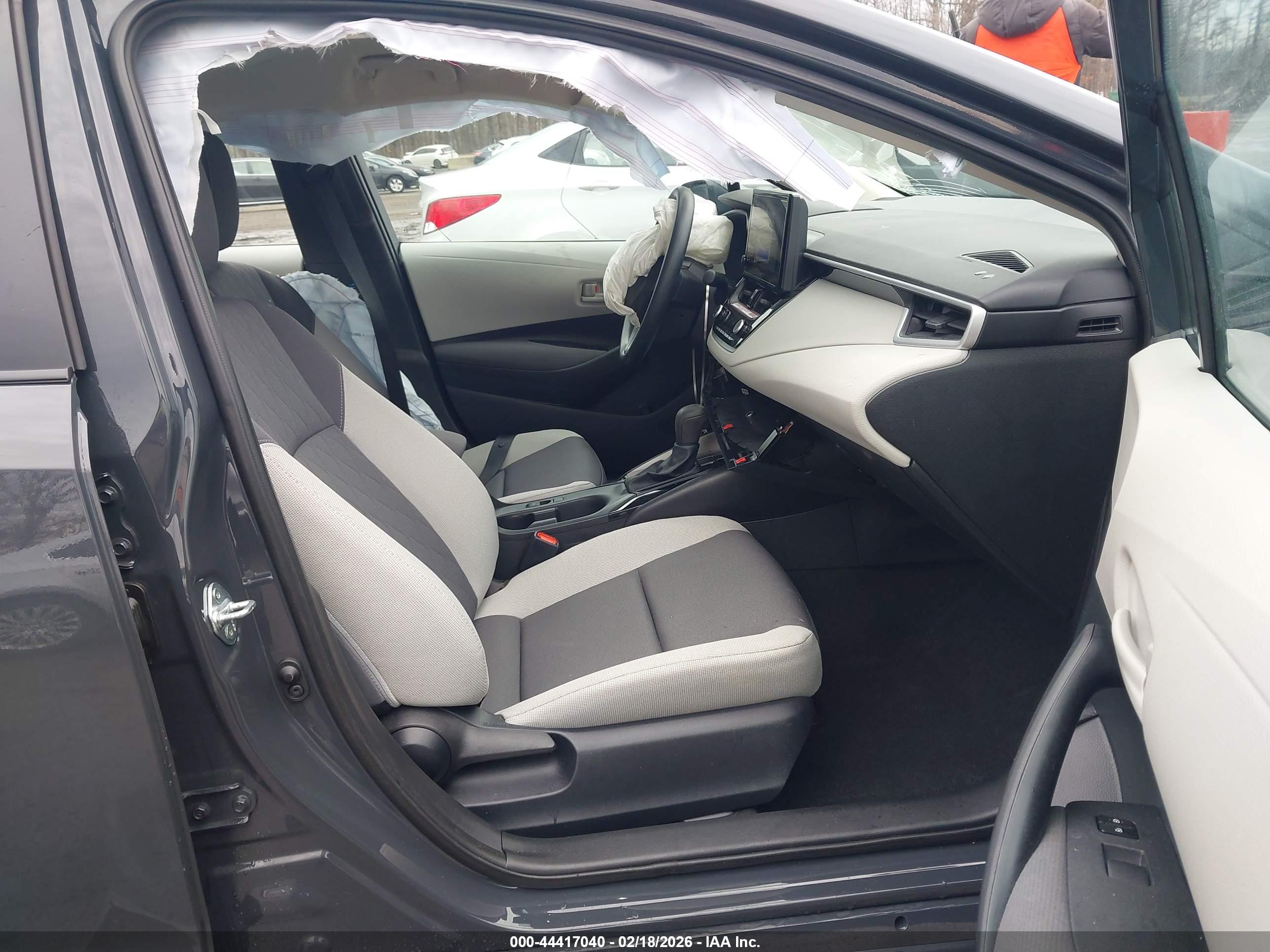 TOYOTA COROLLA image 5