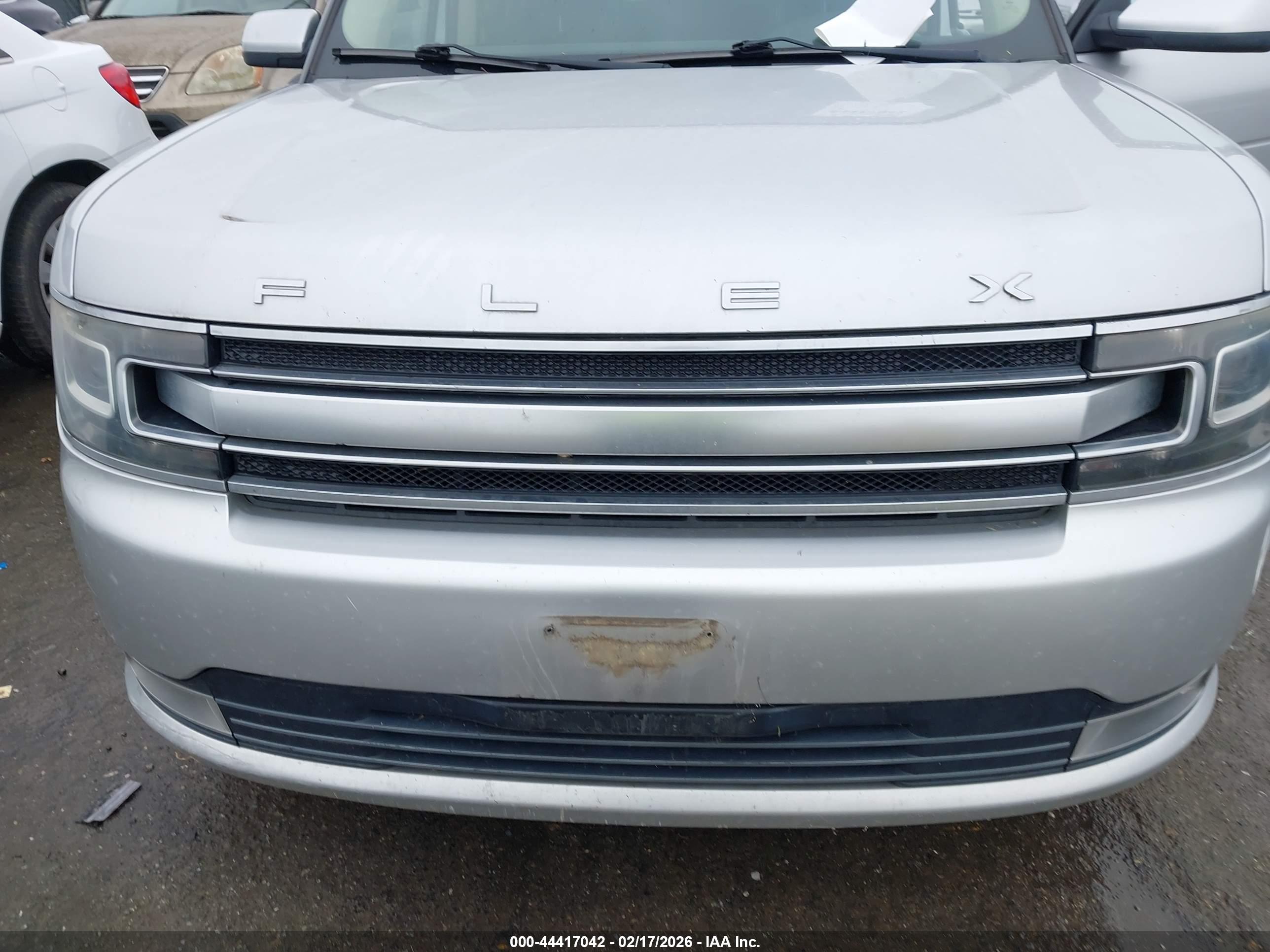 FORD FLEX image 6