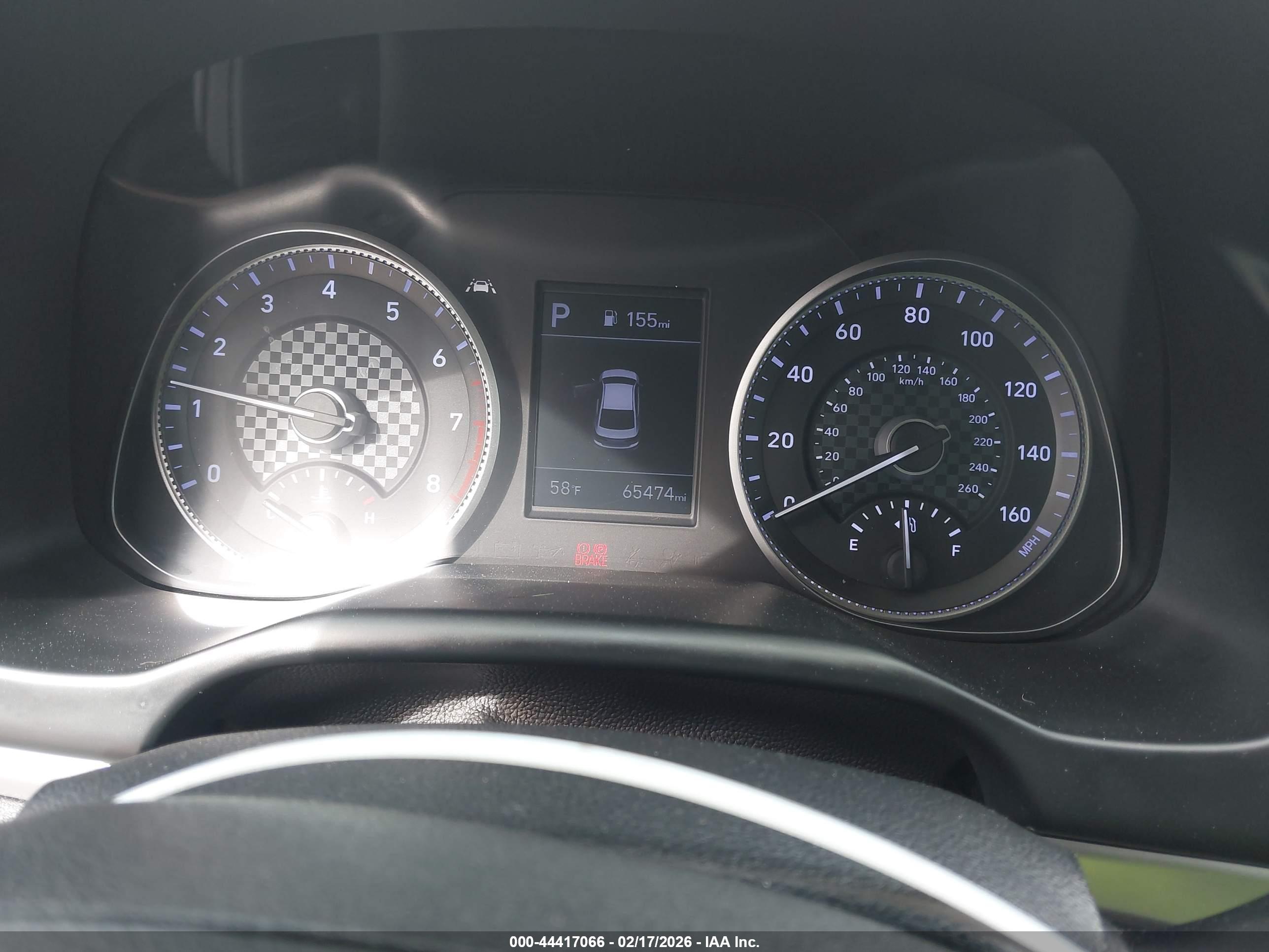 HYUNDAI ELANTRA image 7