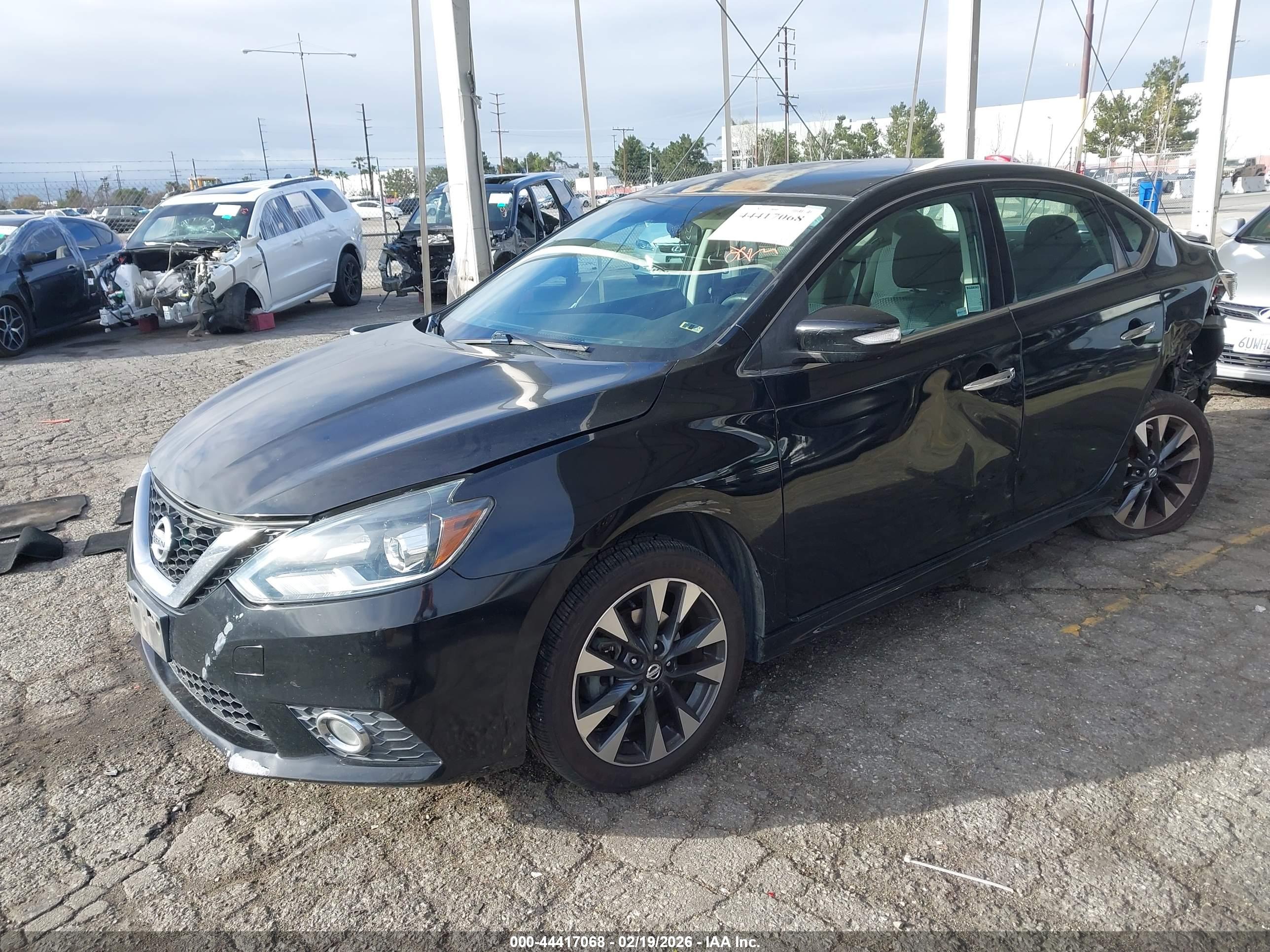 NISSAN SENTRA image 2