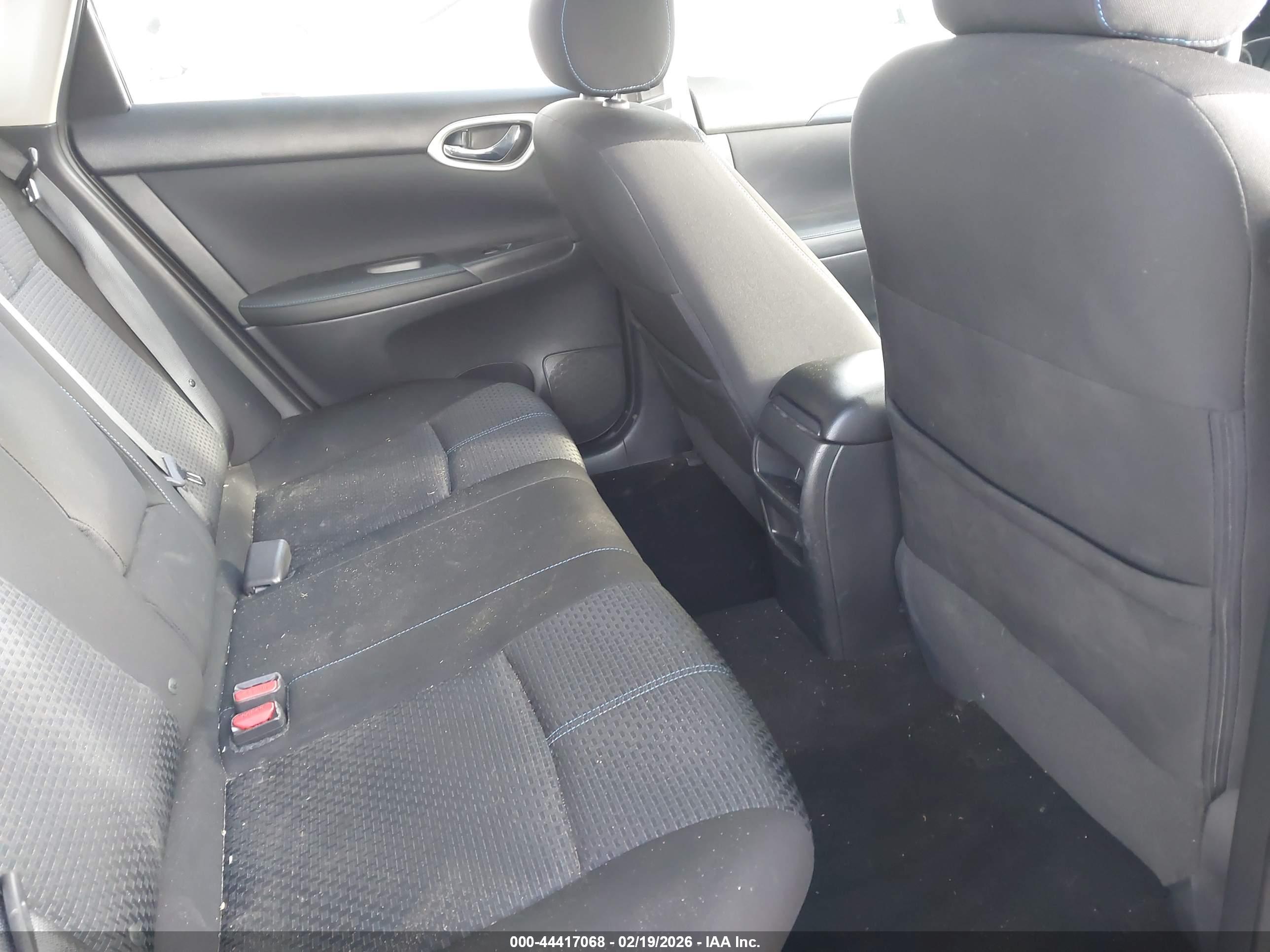 NISSAN SENTRA image 8