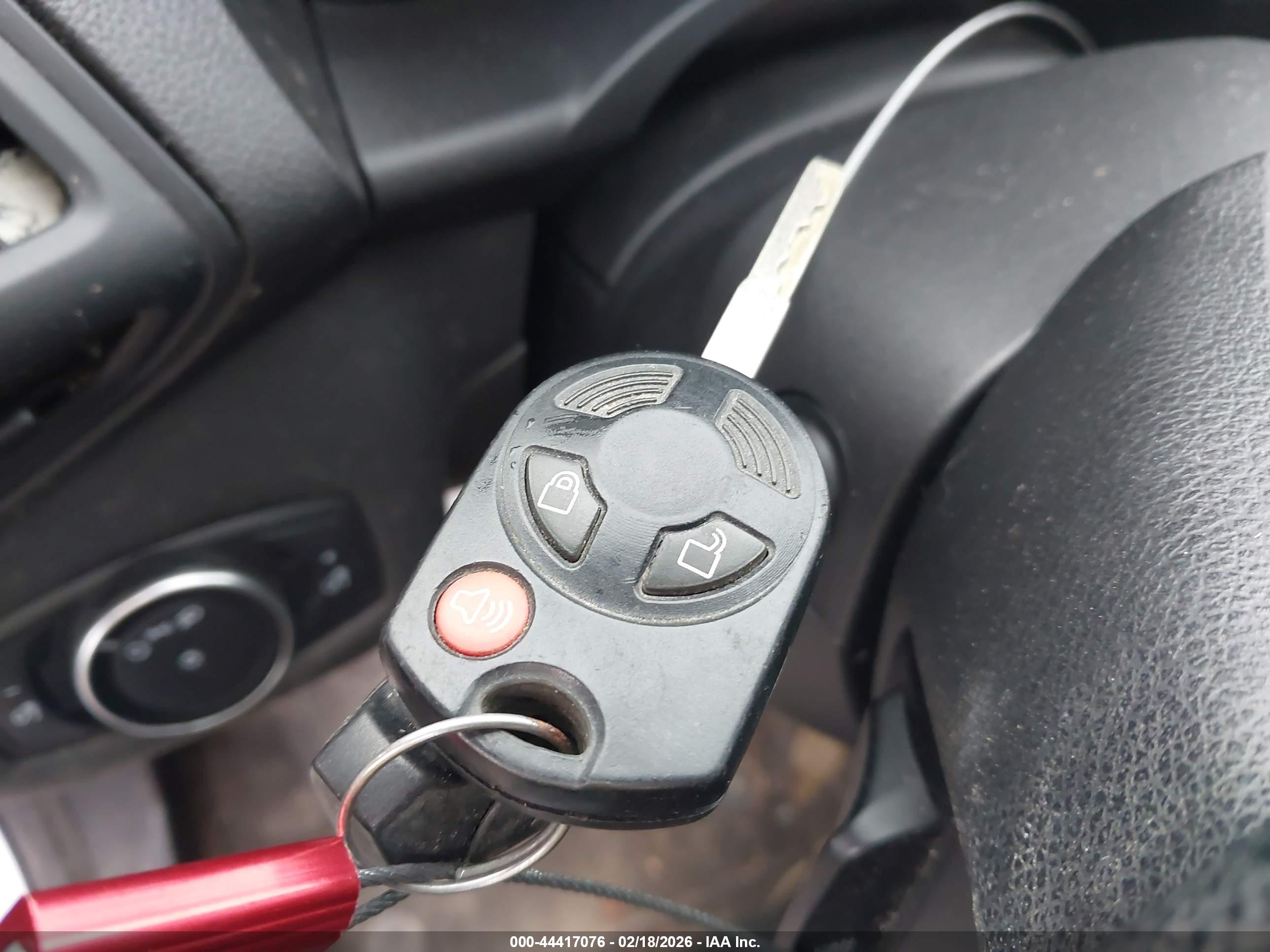 FORD ESCAPE image 11