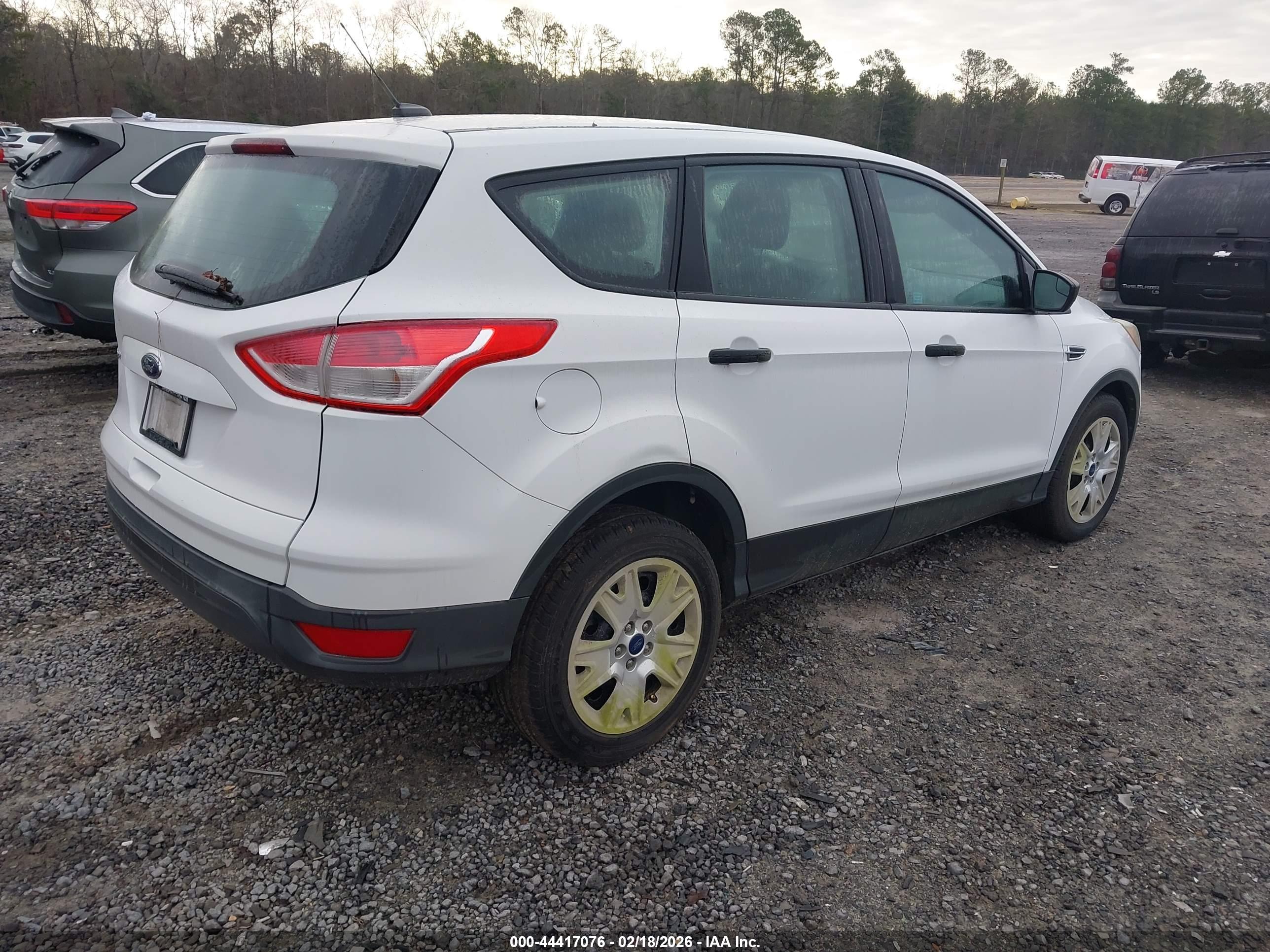 FORD ESCAPE image 4