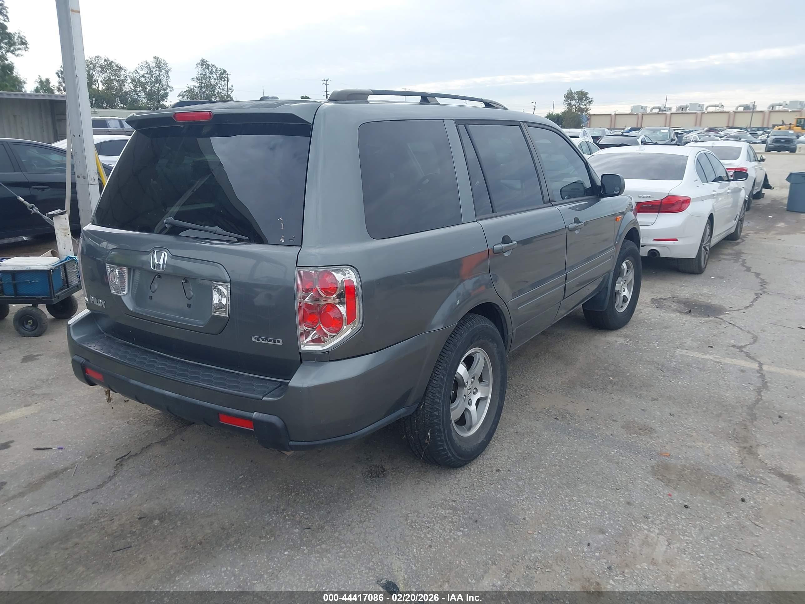 HONDA PILOT image 4