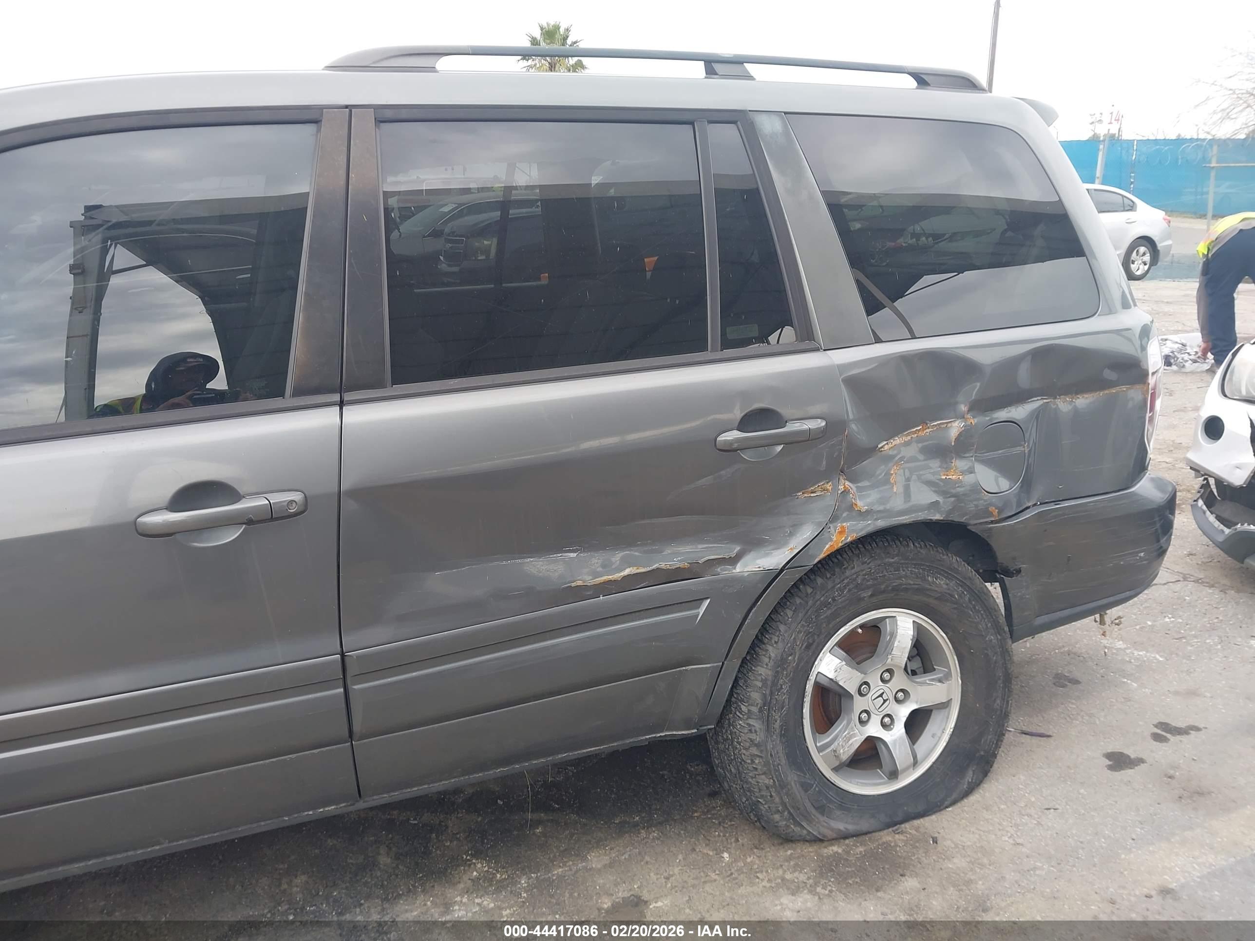 HONDA PILOT image 6