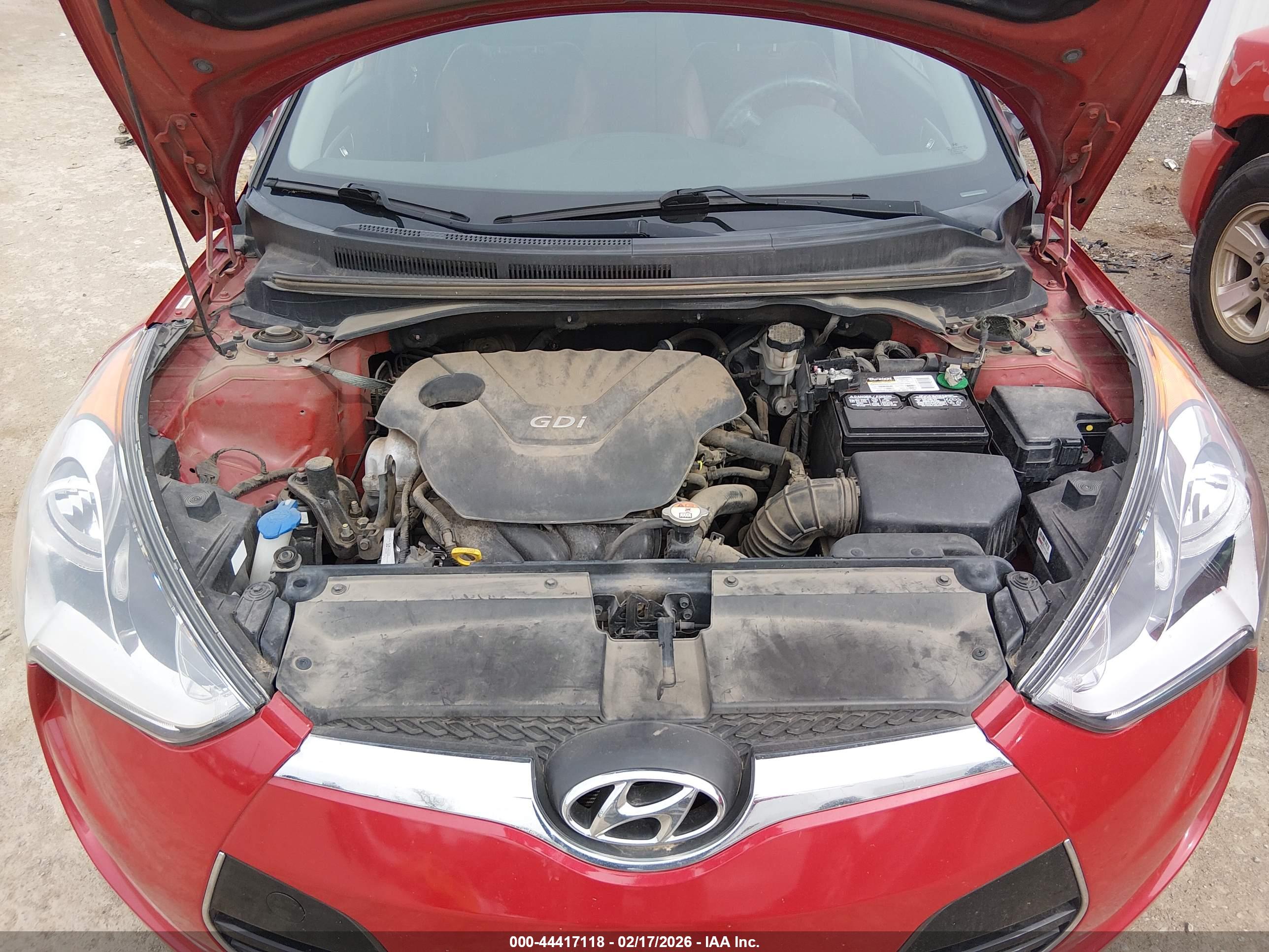 HYUNDAI VELOSTER image 10
