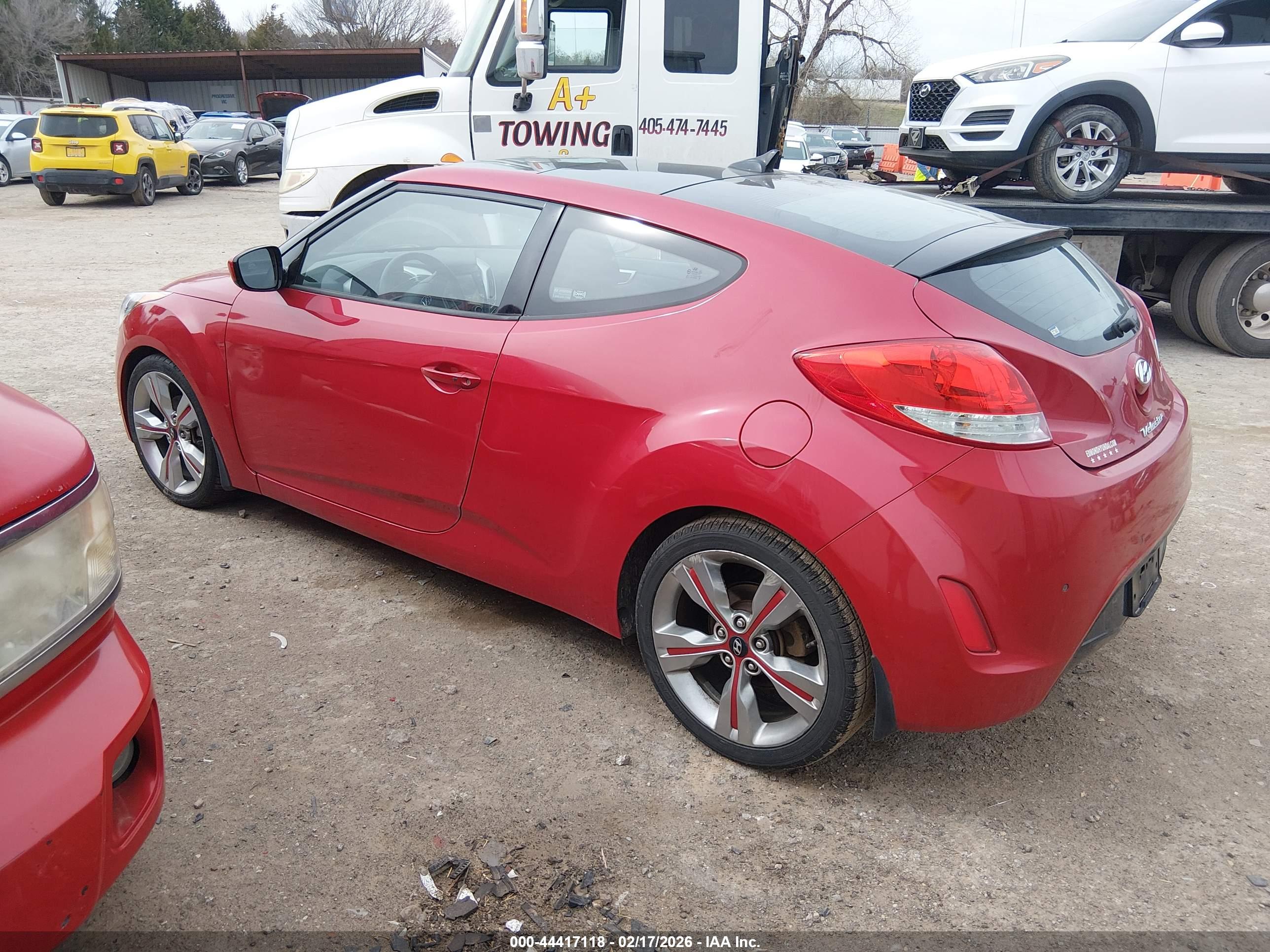 HYUNDAI VELOSTER image 3