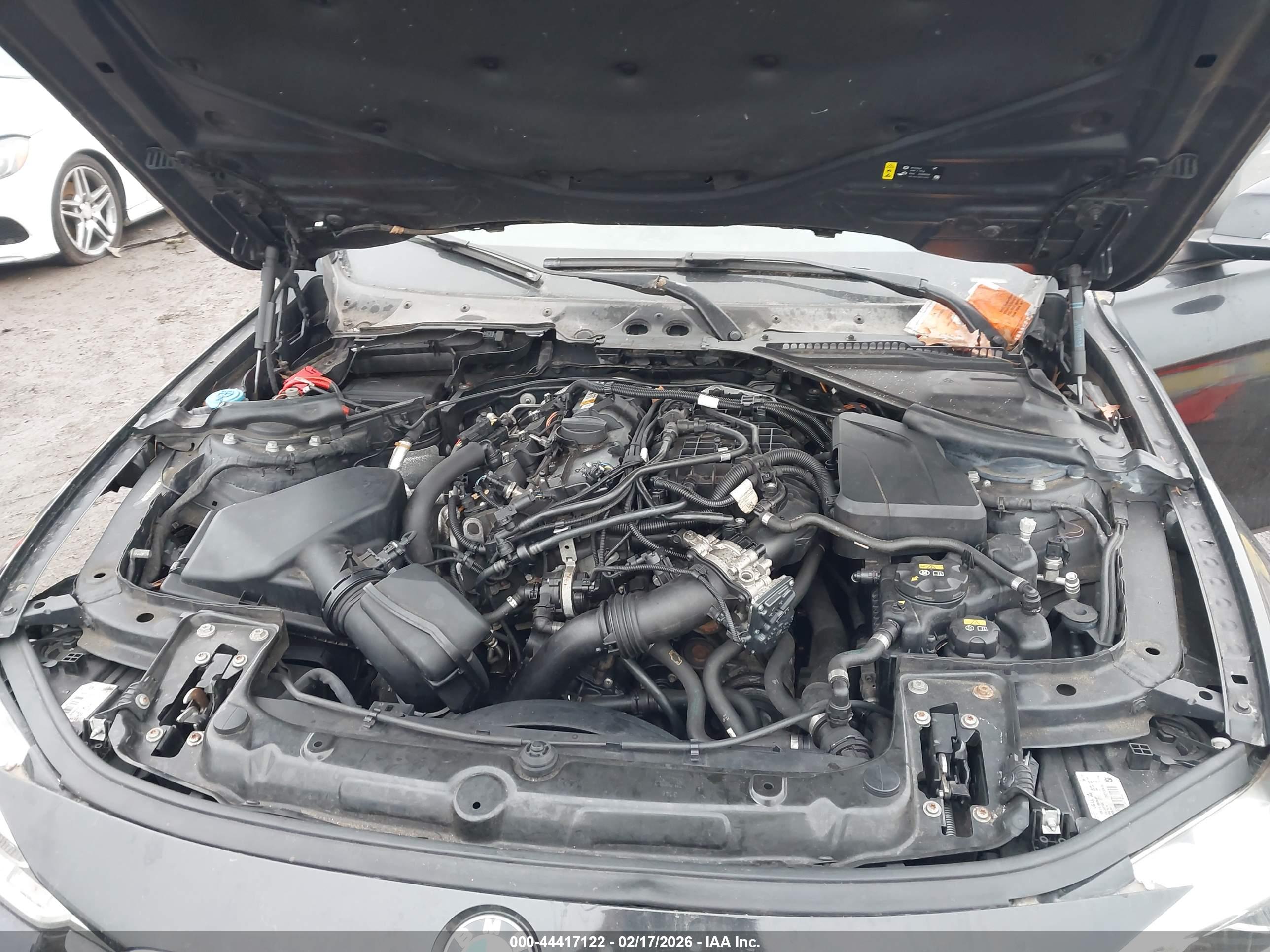 BMW 330I image 10
