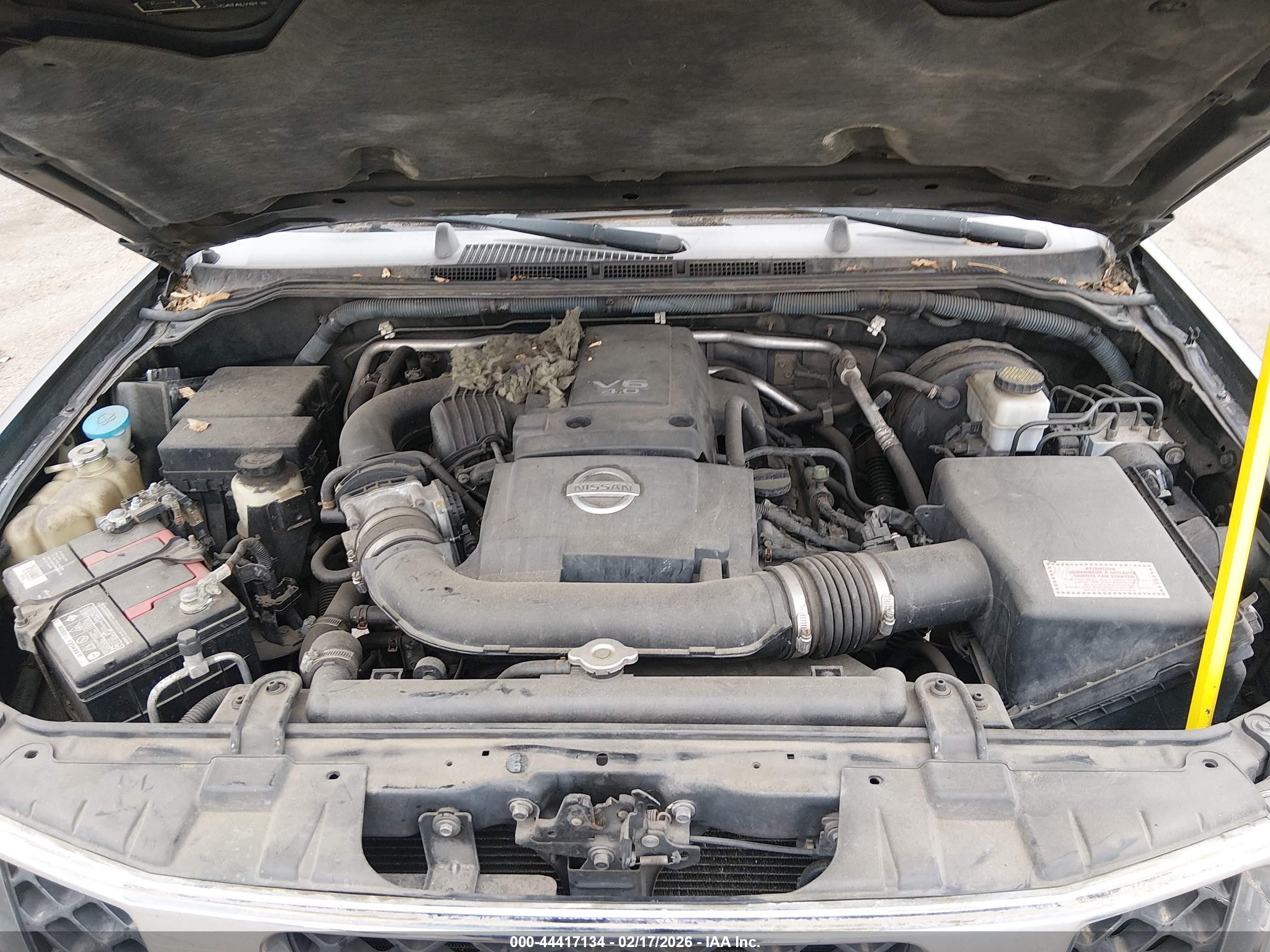 NISSAN FRONTIER image 10